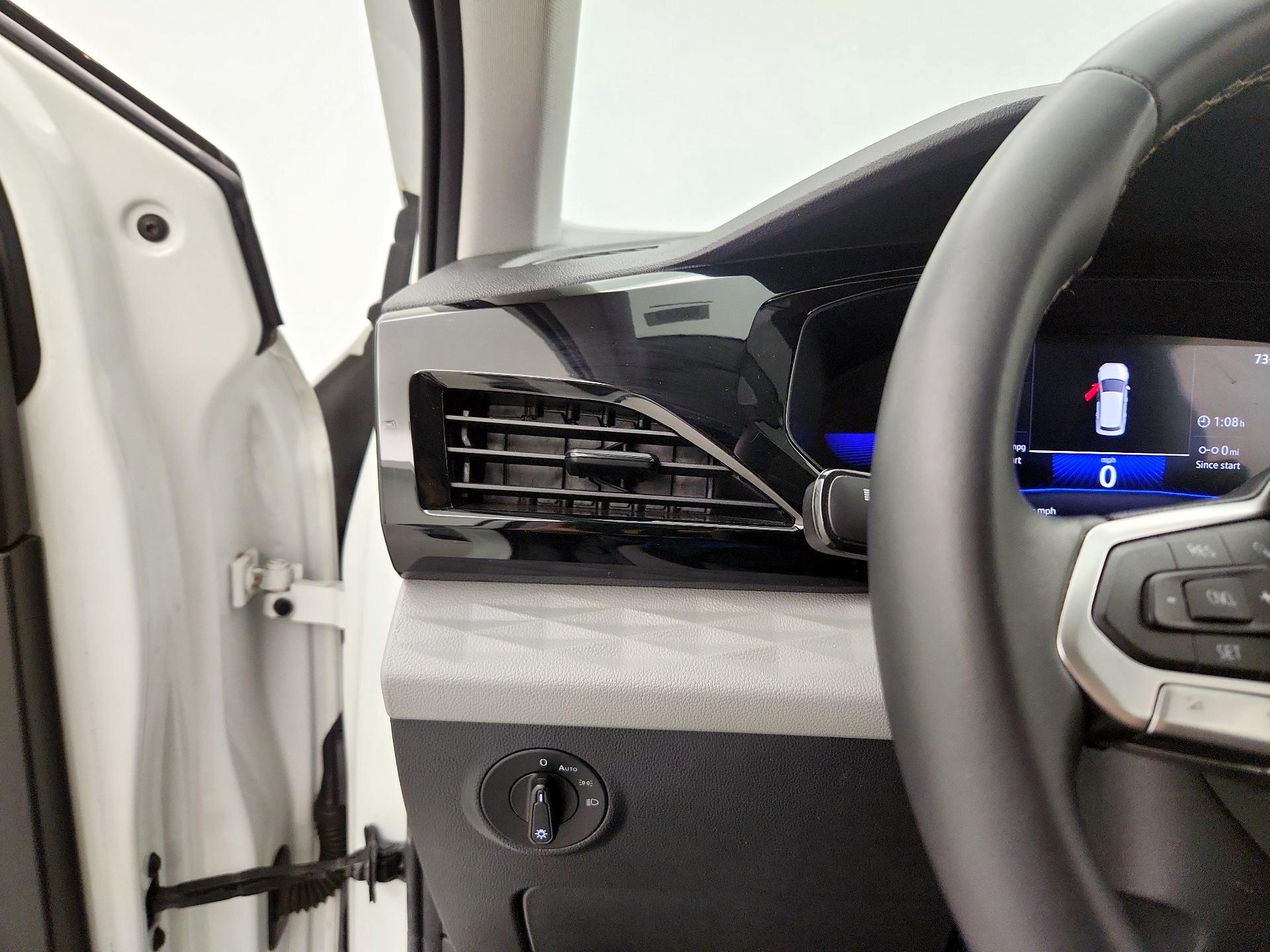 Thumbnail: 2023 Volkswagen Taos - 13