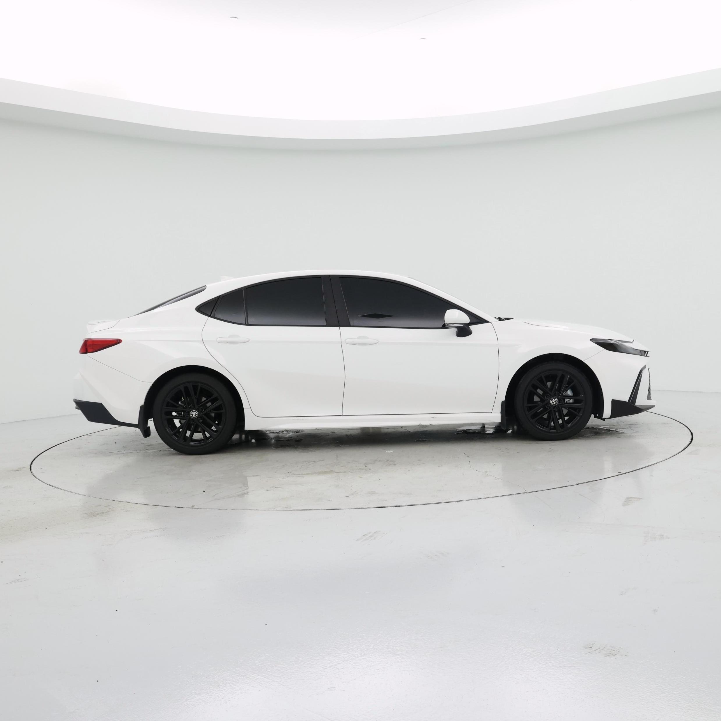 Thumbnail: 2025 Toyota Camry - 7