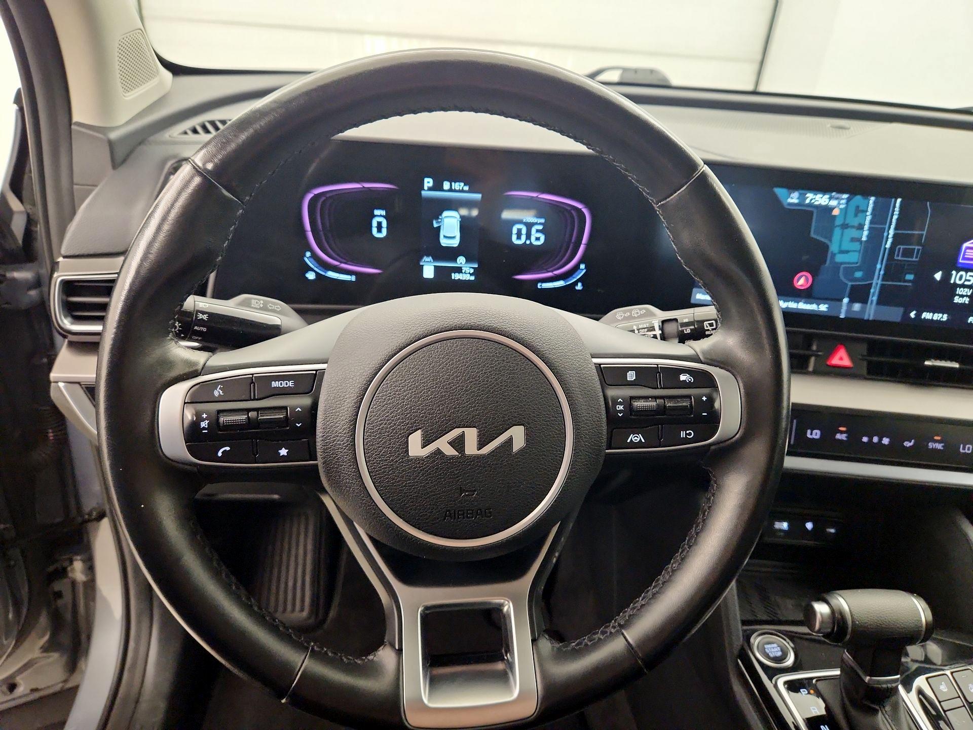 Thumbnail: 2023 Kia Sportage - 10