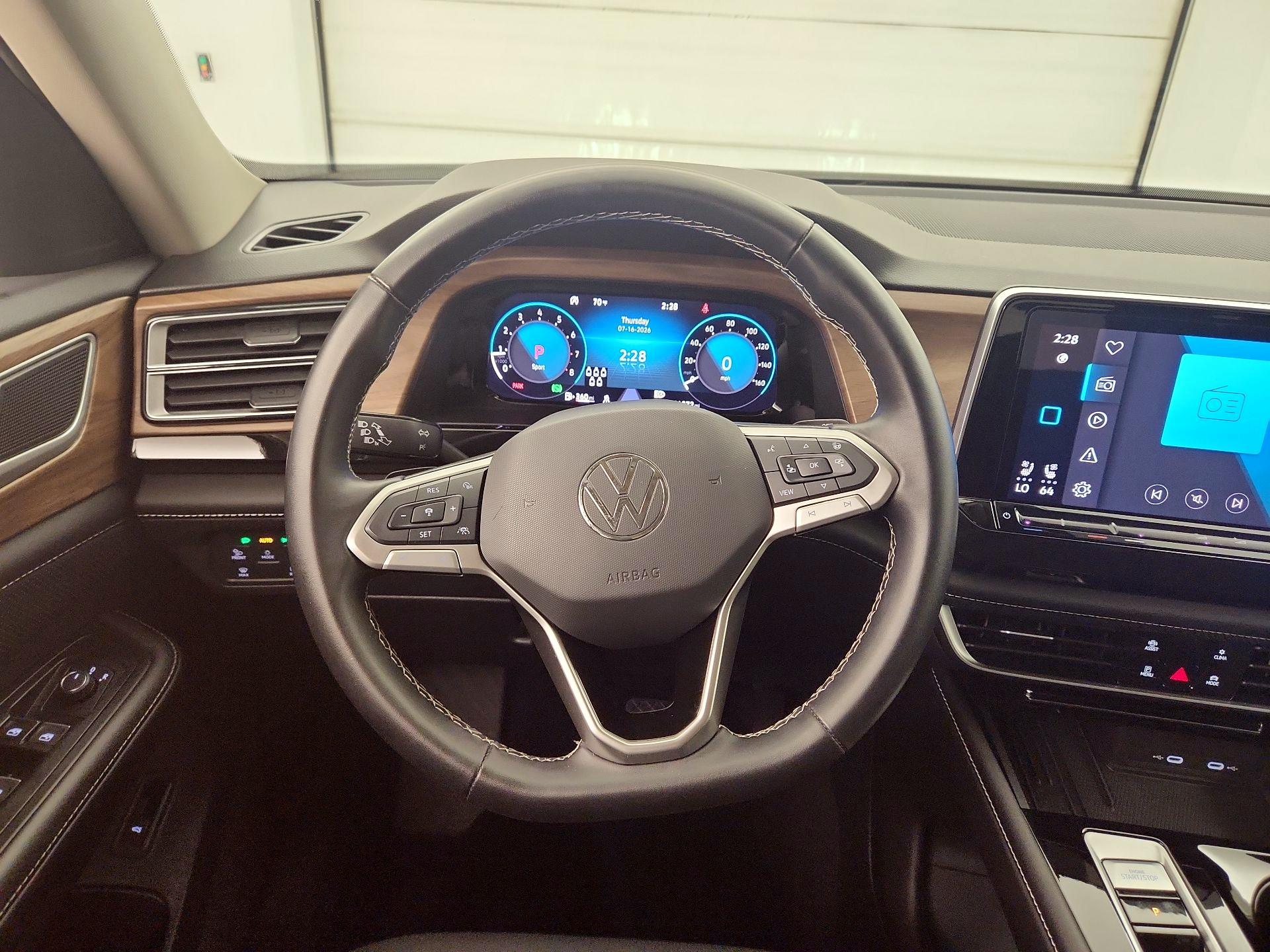 Thumbnail: 2025 Volkswagen Atlas - 10