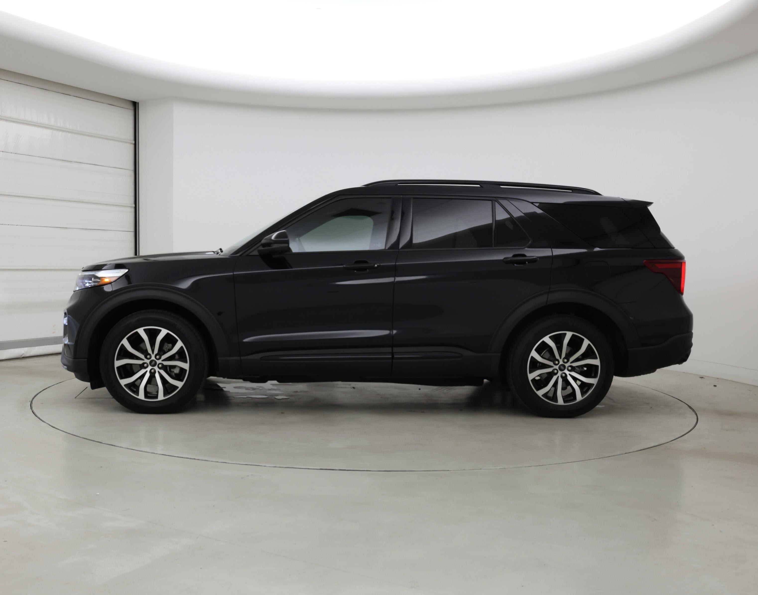 Thumbnail: 2020 Ford Explorer - 3