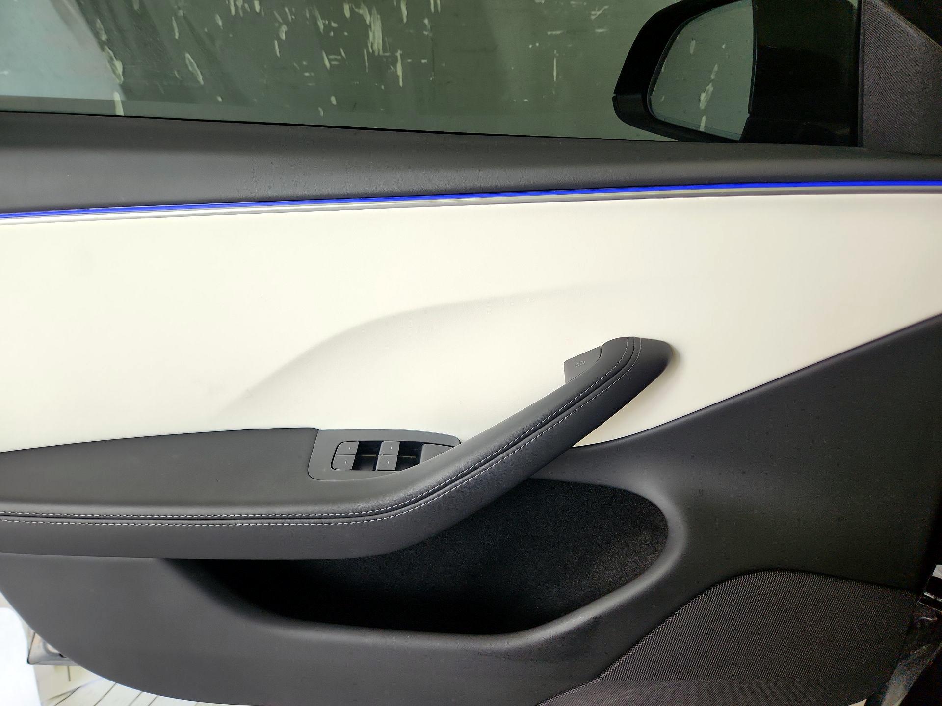 Thumbnail: 2025 Tesla Model 3 - 12