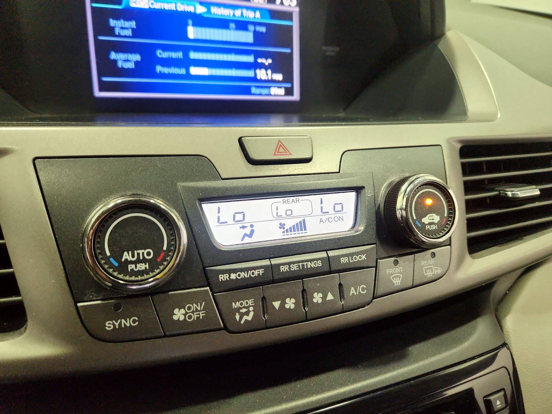 Thumbnail: 2016 Honda Odyssey - 16