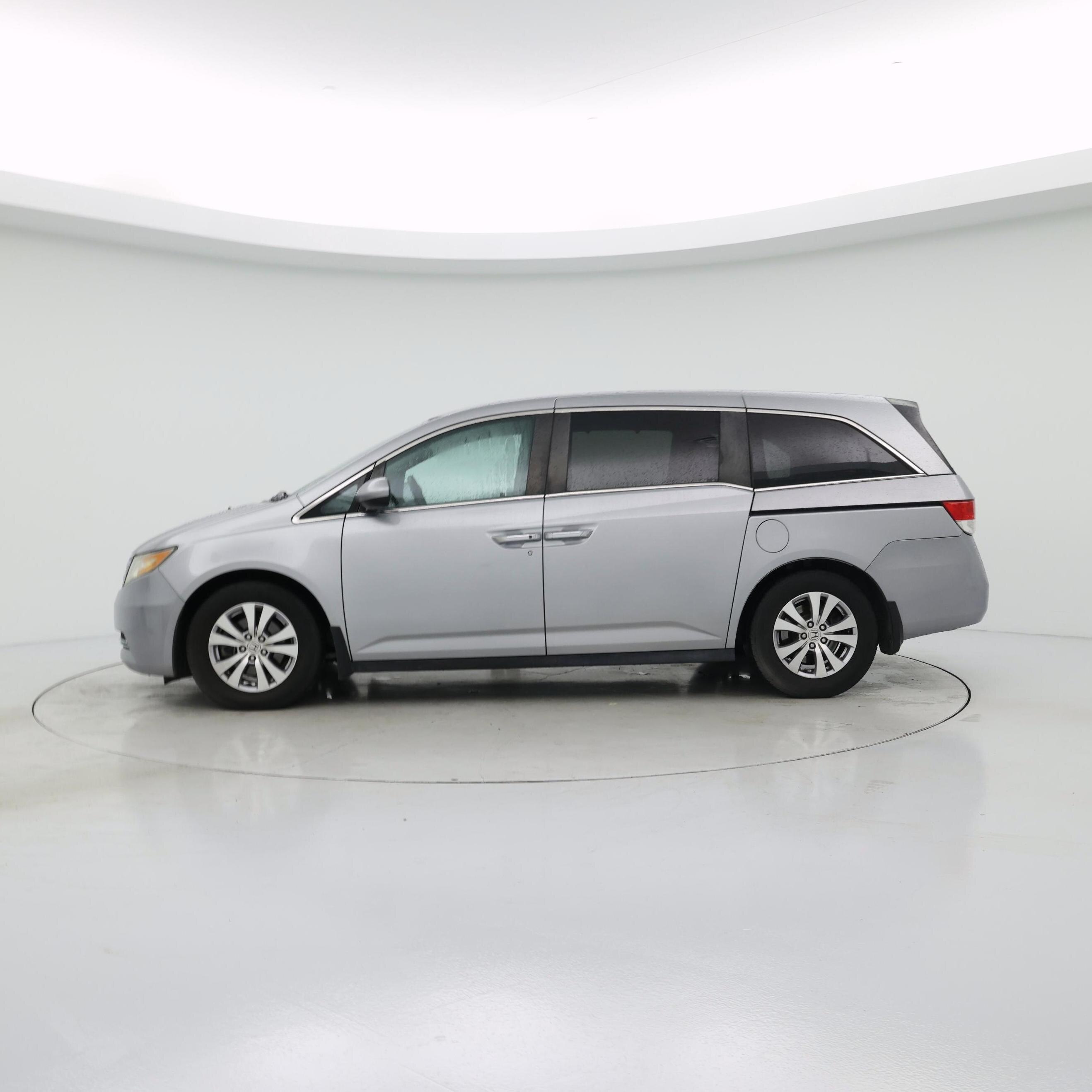 Thumbnail: 2016 Honda Odyssey - 3