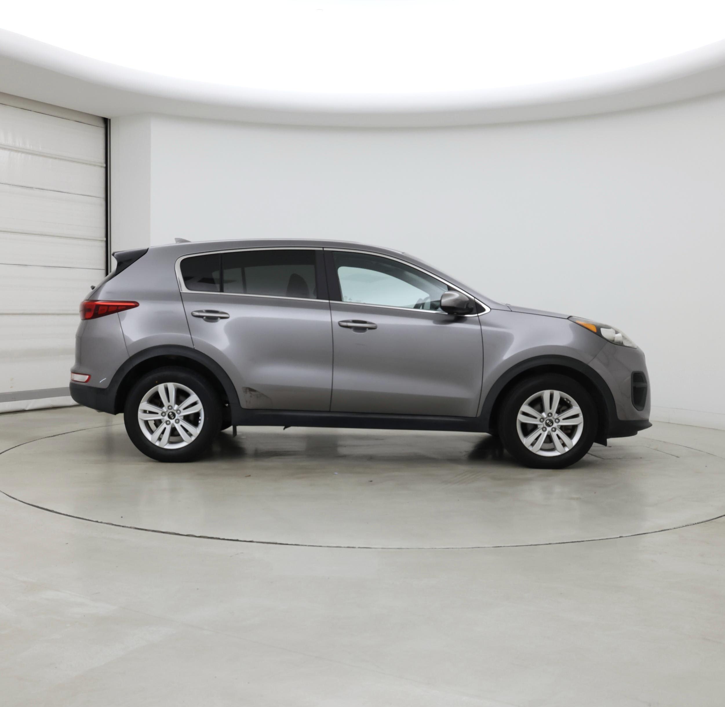 Thumbnail: 2017 Kia Sportage - 7