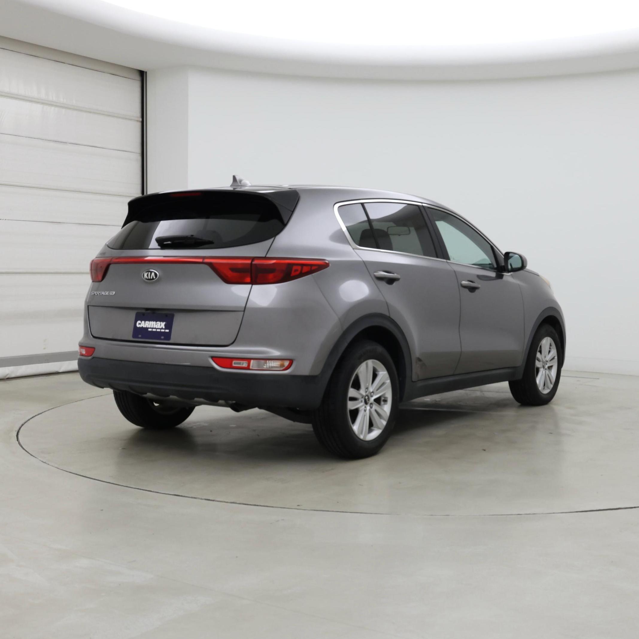 Thumbnail: 2017 Kia Sportage - 8