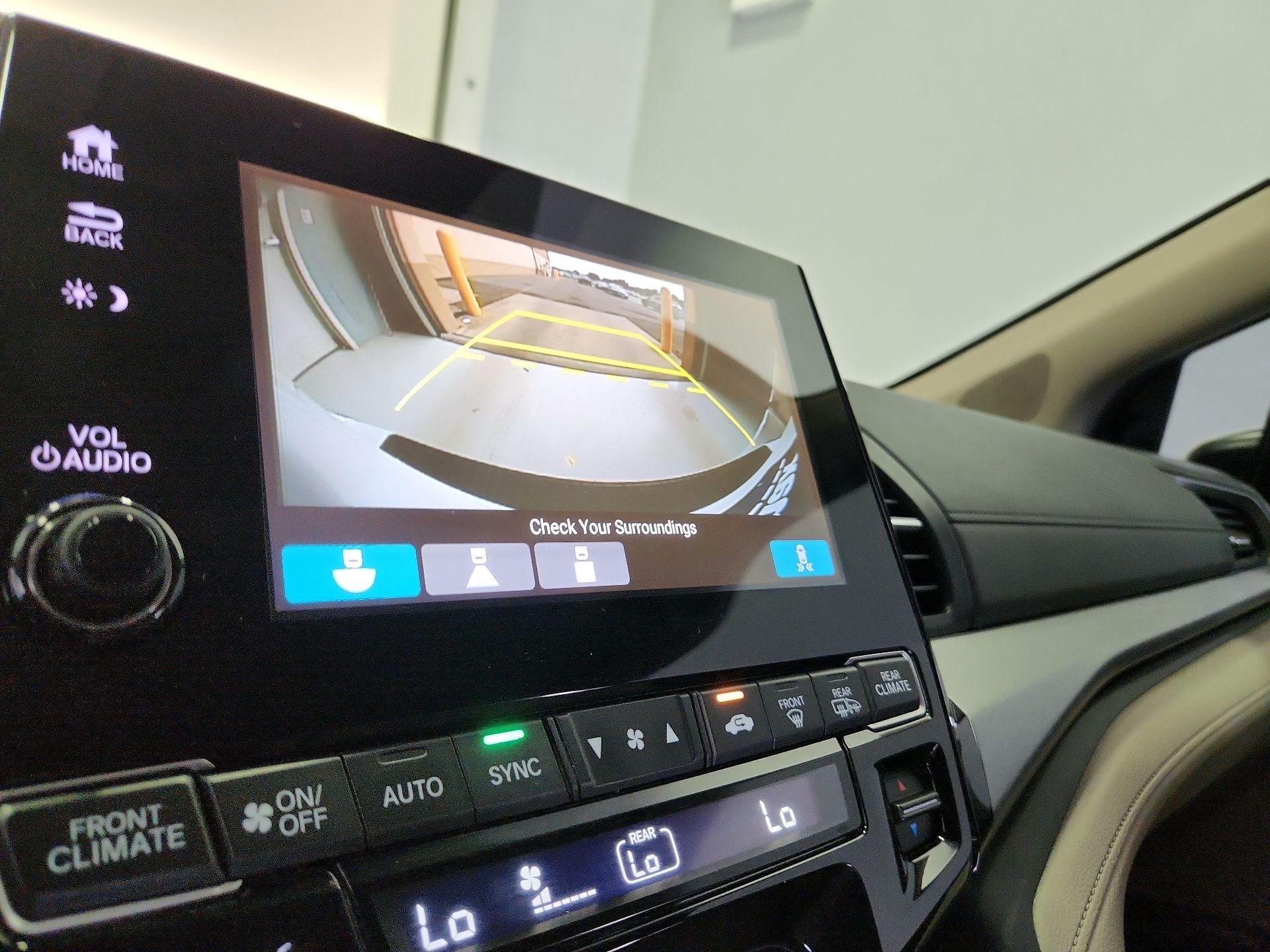 Thumbnail: 2020 Honda Odyssey - 14