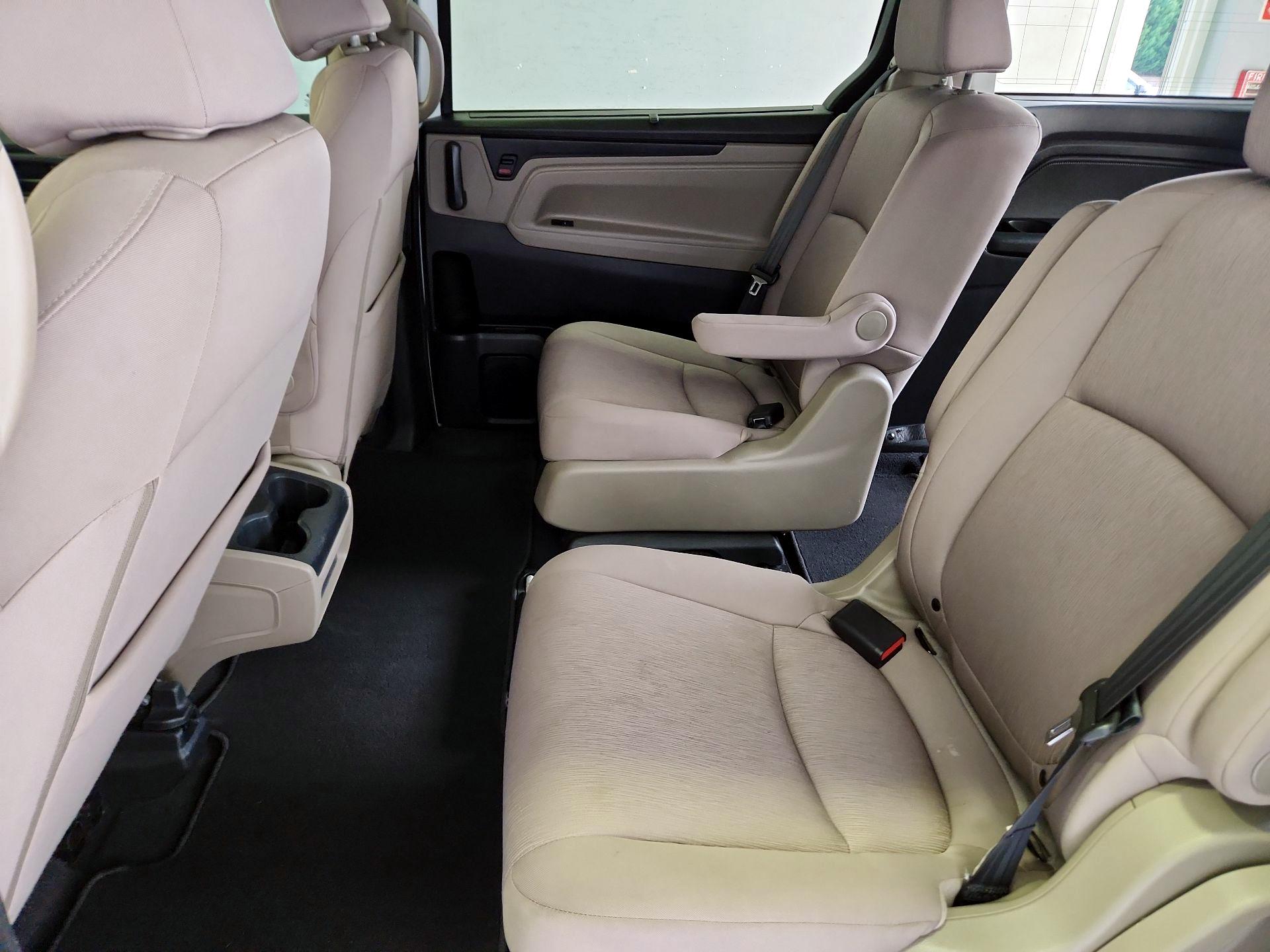 Thumbnail: 2020 Honda Odyssey - 18