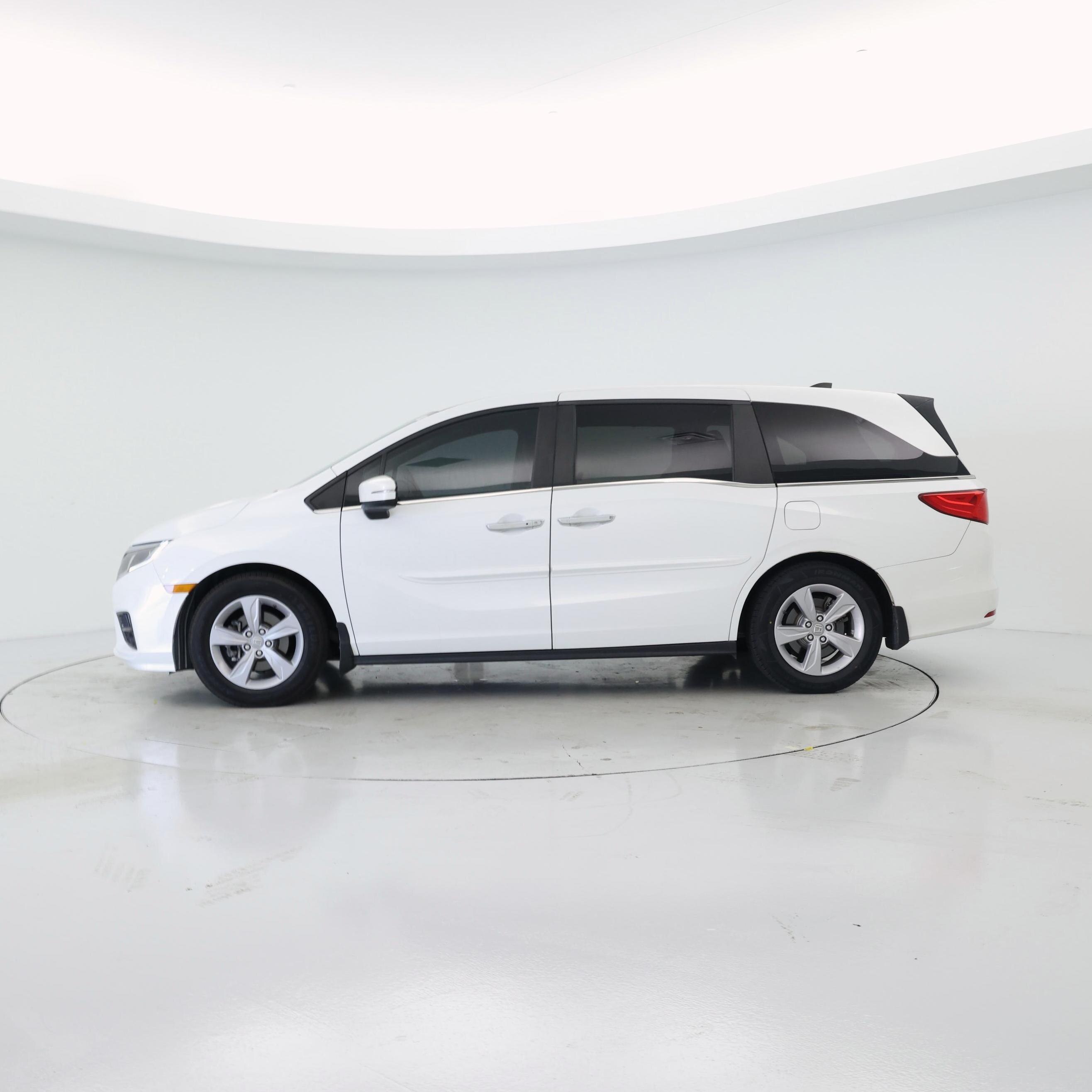 Thumbnail: 2020 Honda Odyssey - 3