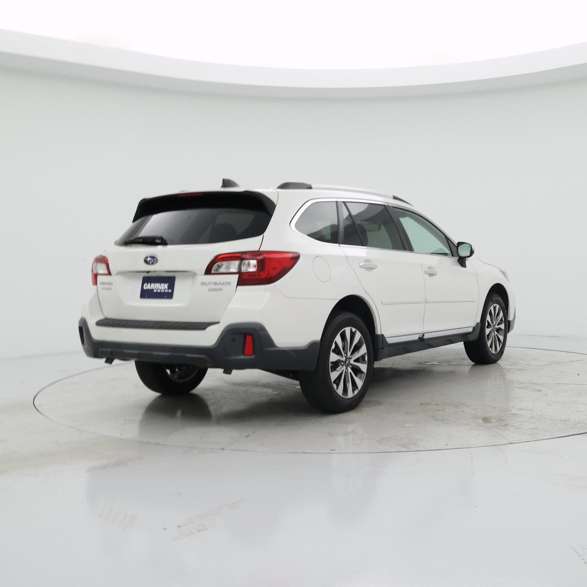 Thumbnail: 2019 Subaru Outback - 8