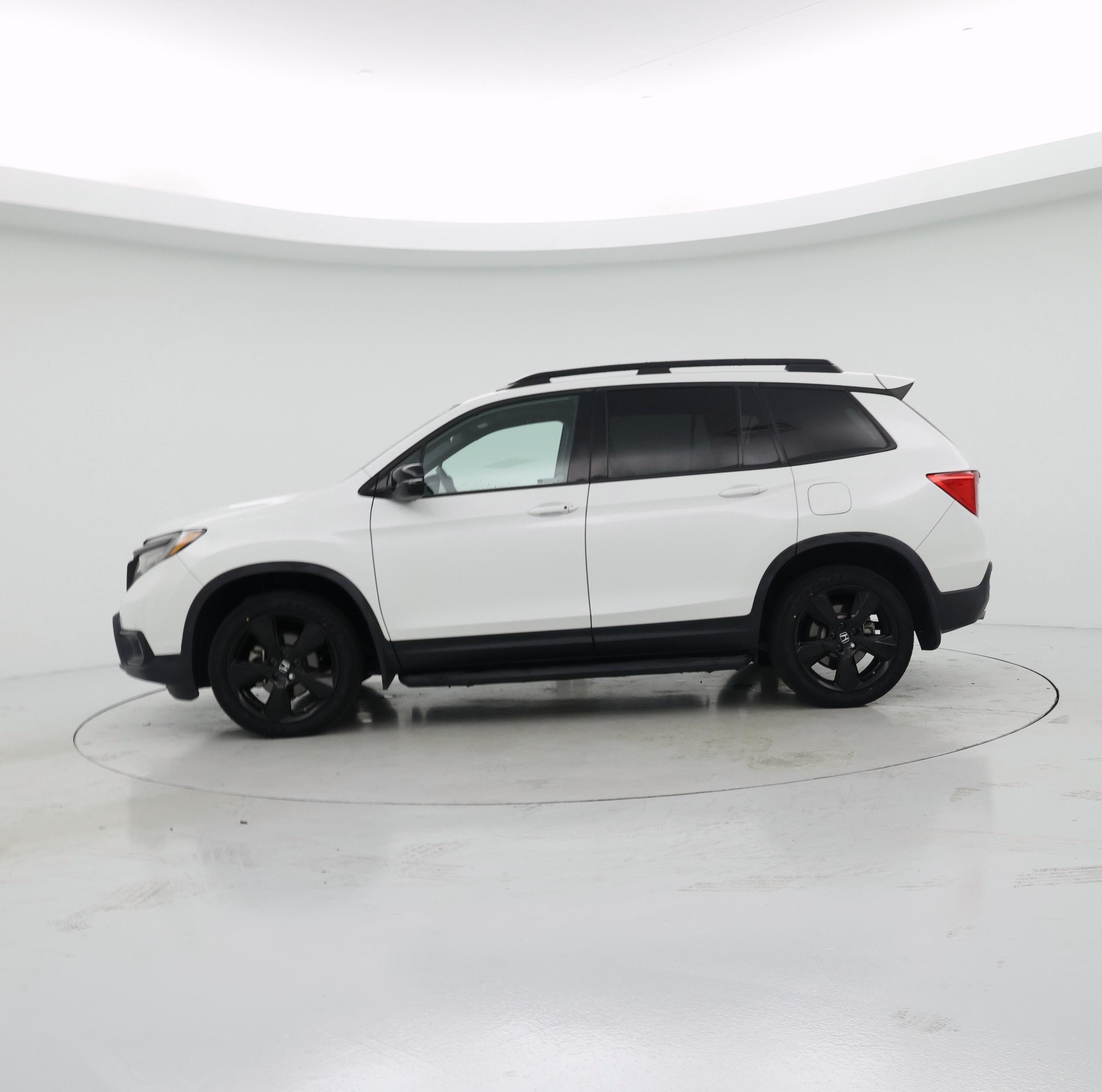 Thumbnail: 2021 Honda Passport - 3