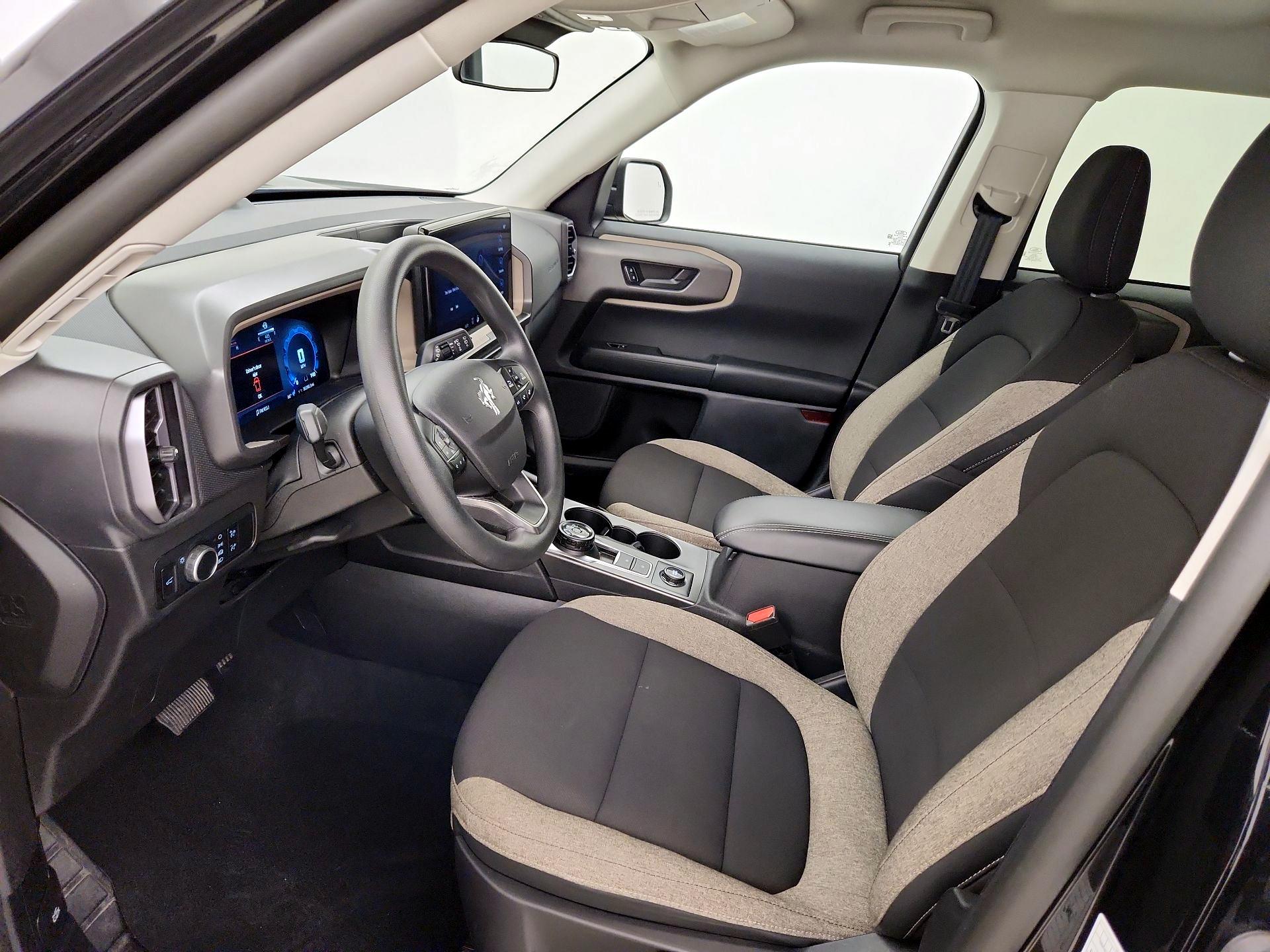 Thumbnail: 2025 Ford Bronco Sport - 11