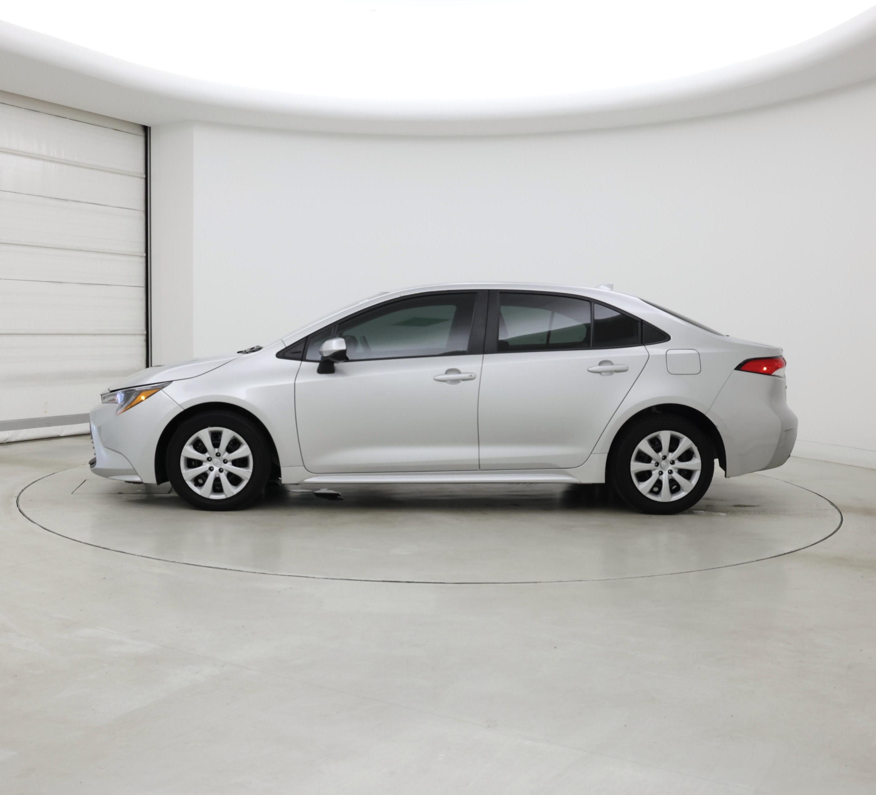 Thumbnail: 2024 Toyota Corolla - 3