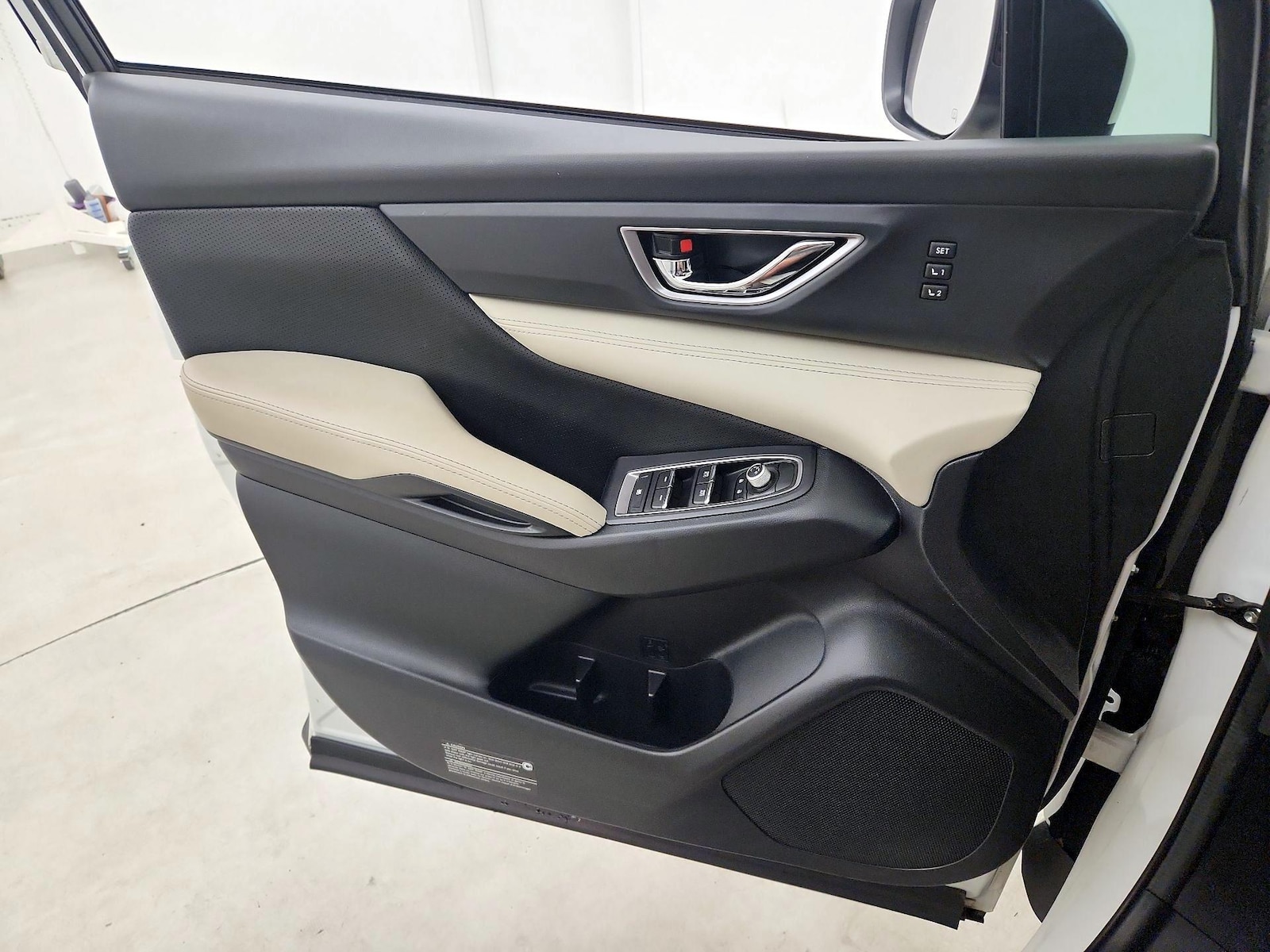 2023 Subaru Ascent Limited - Photo 13