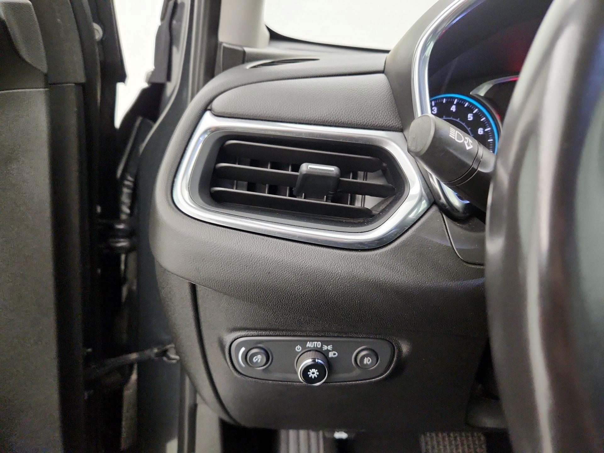 Thumbnail: 2020 Chevrolet Equinox - 13