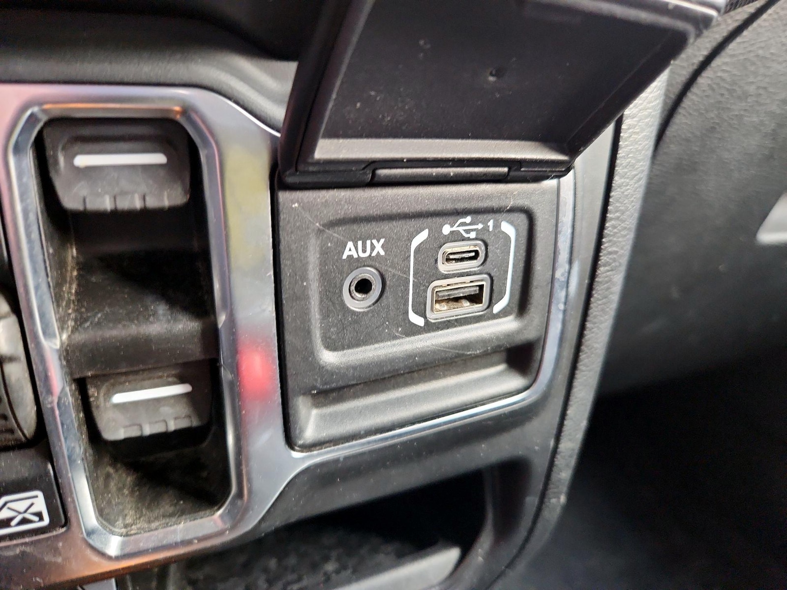 2022 Jeep Gladiator Rubicon - Photo 20