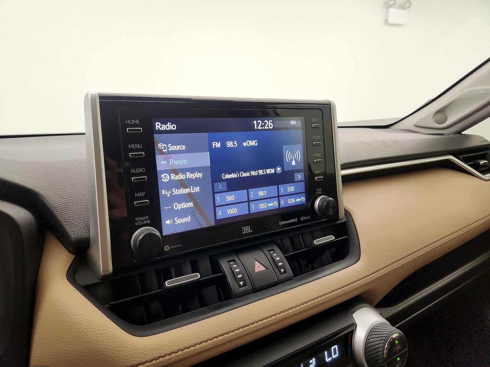 2020 Toyota RAV4 Limited - Photo 17
