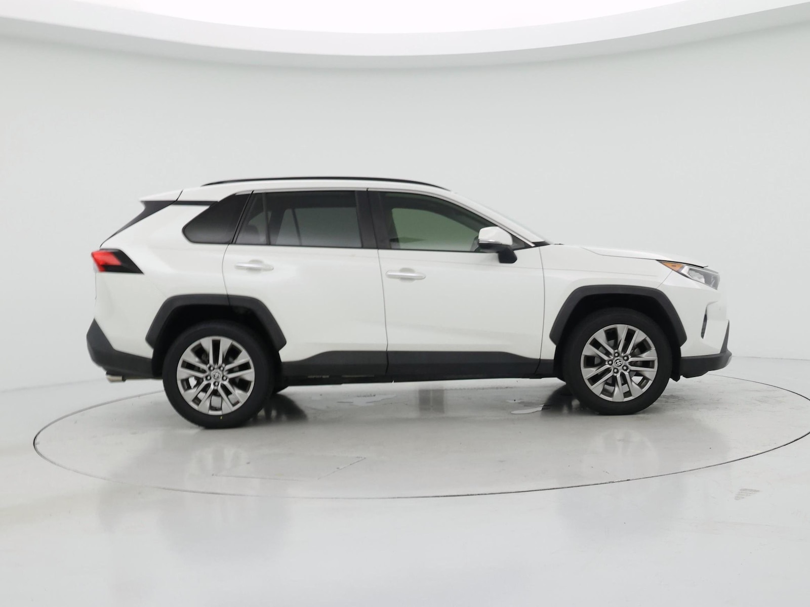 2020 Toyota RAV4 Limited - Photo 8