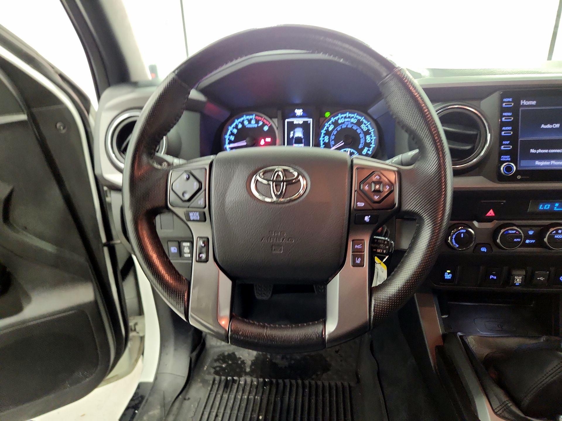 Thumbnail: 2021 Toyota Tacoma - 10