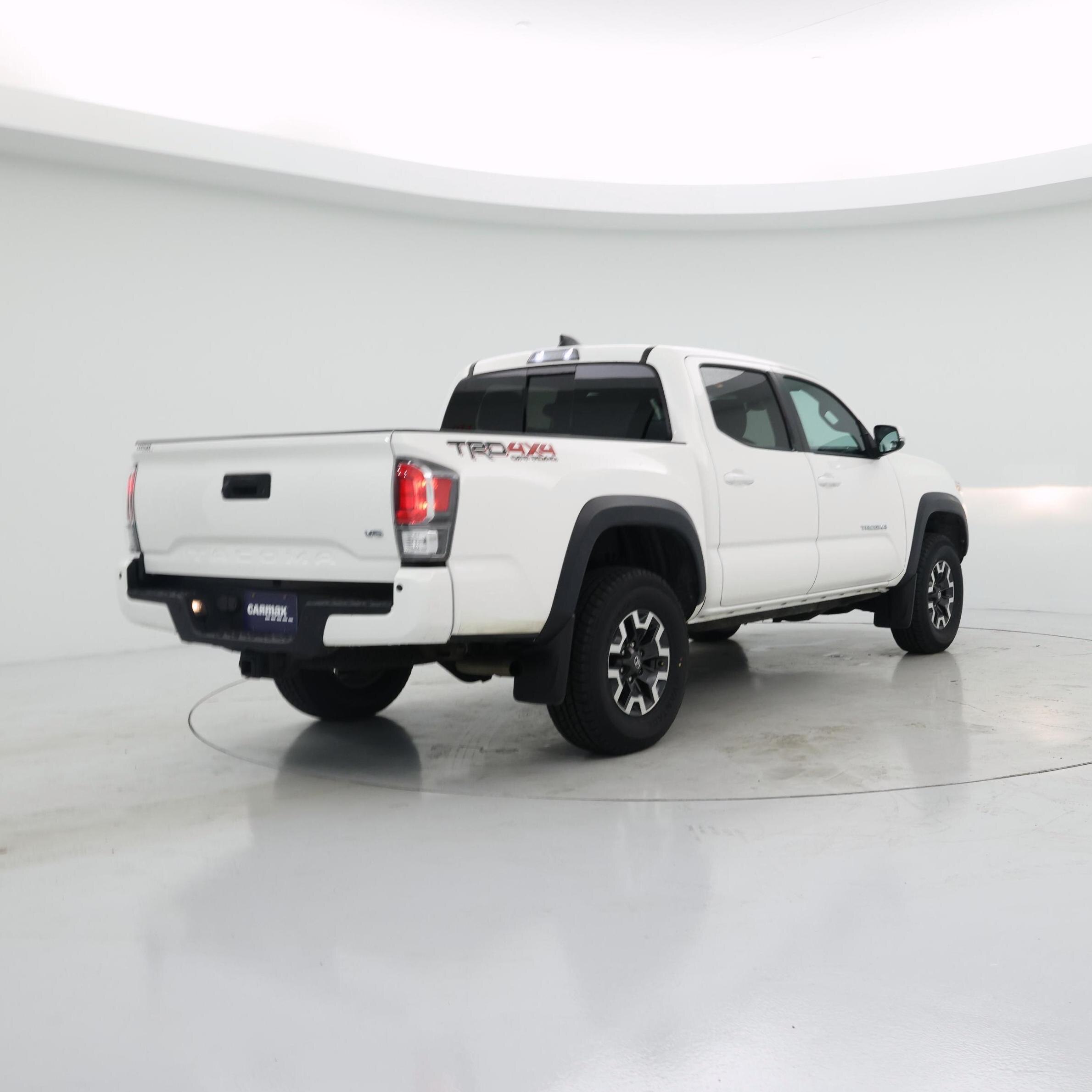 Thumbnail: 2021 Toyota Tacoma - 8