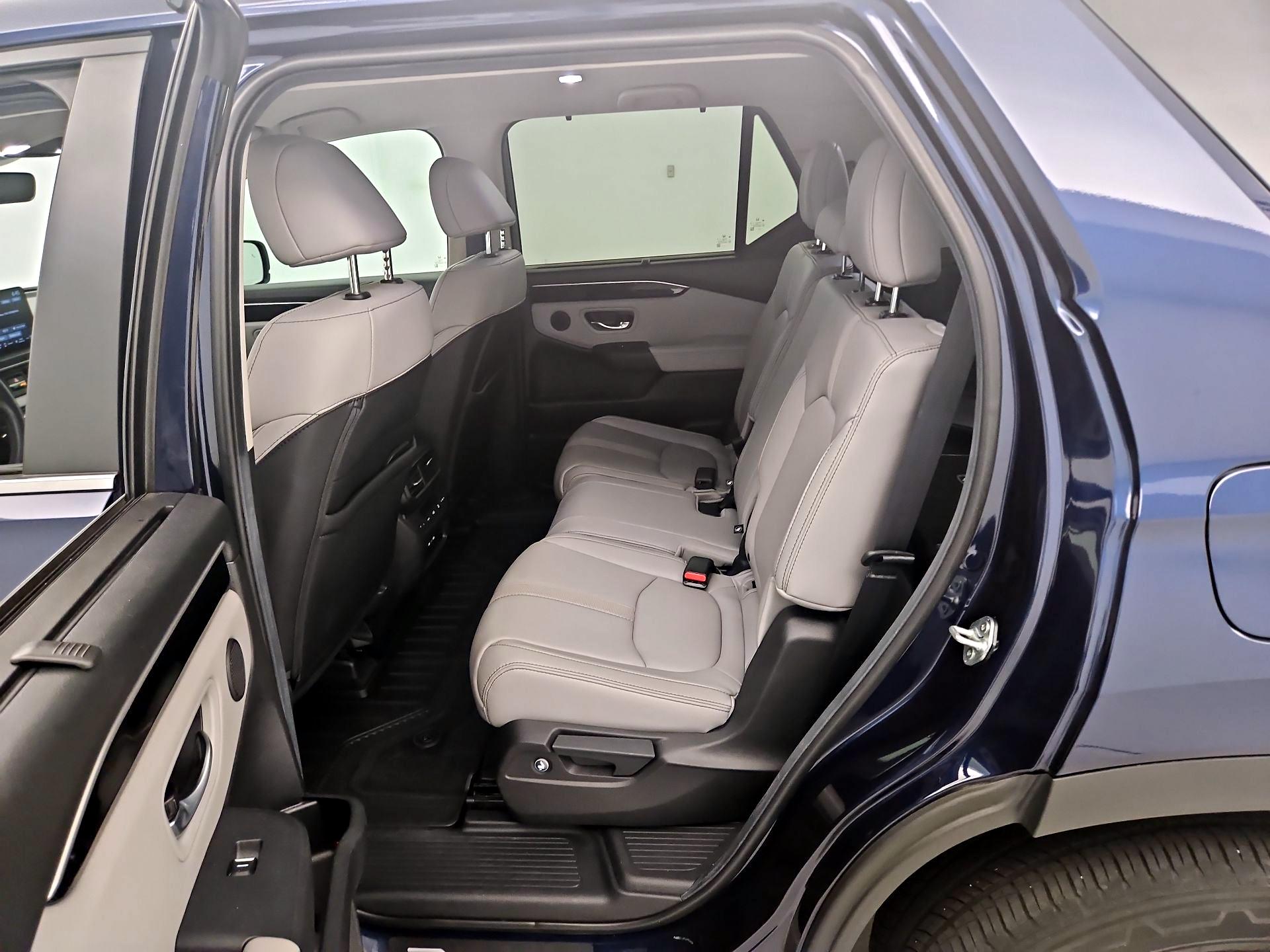 Thumbnail: 2025 Honda Pilot - 19