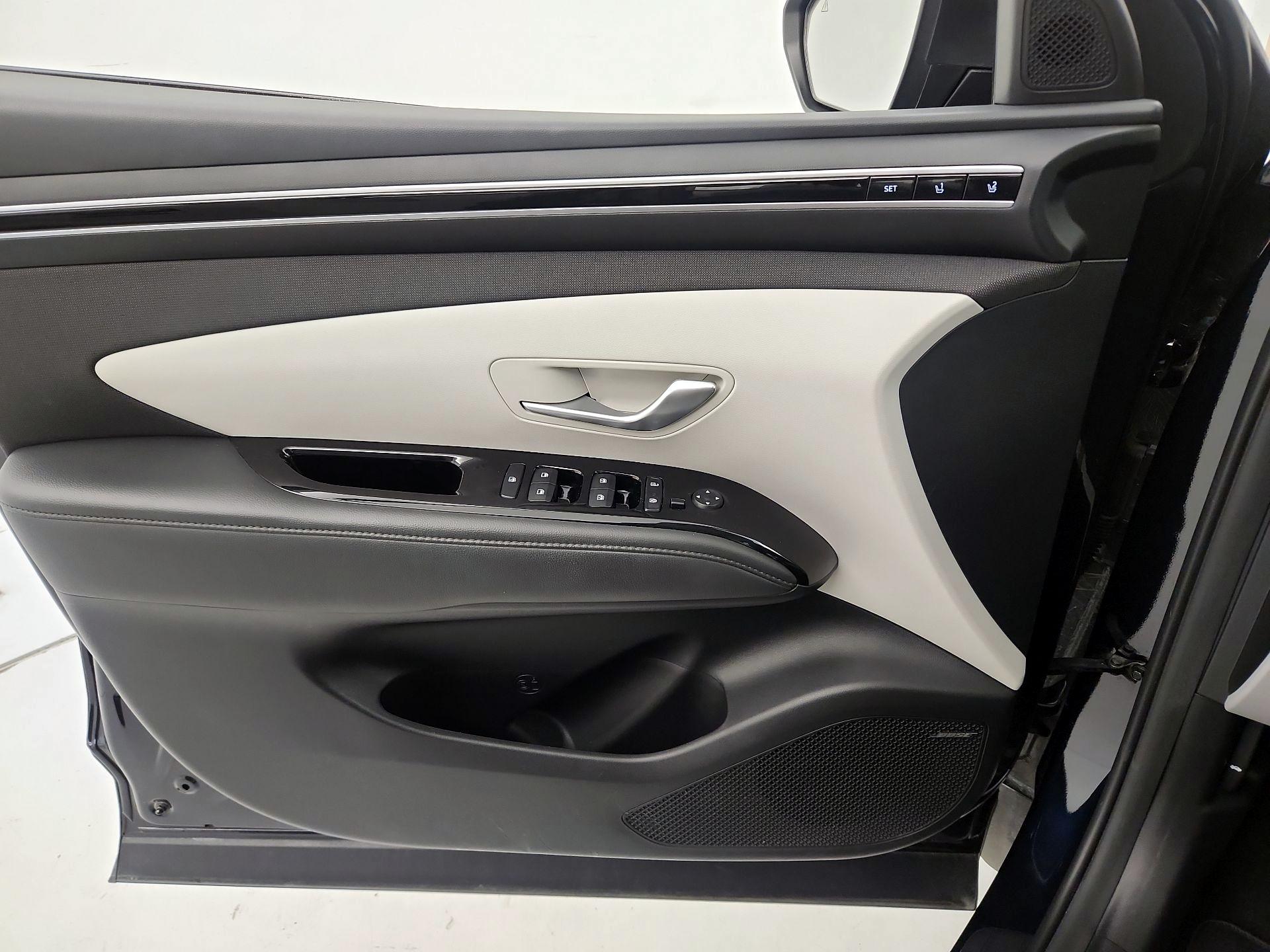 Thumbnail: 2022 Hyundai Tucson - 12