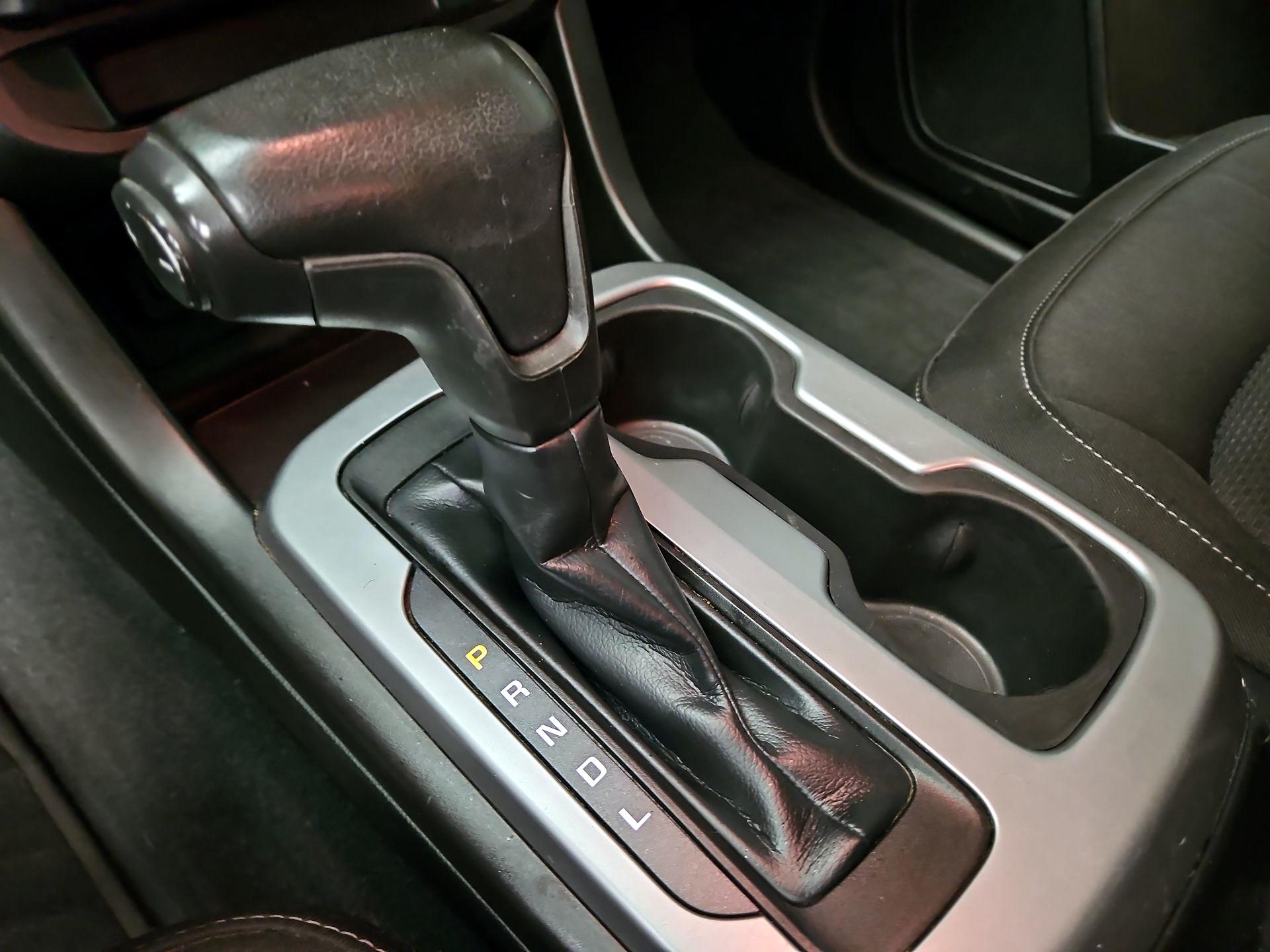 Thumbnail: 2021 Chevrolet Colorado - 17