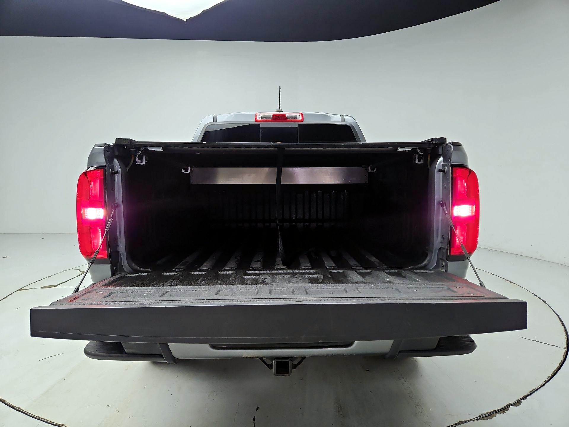Thumbnail: 2021 Chevrolet Colorado - 20
