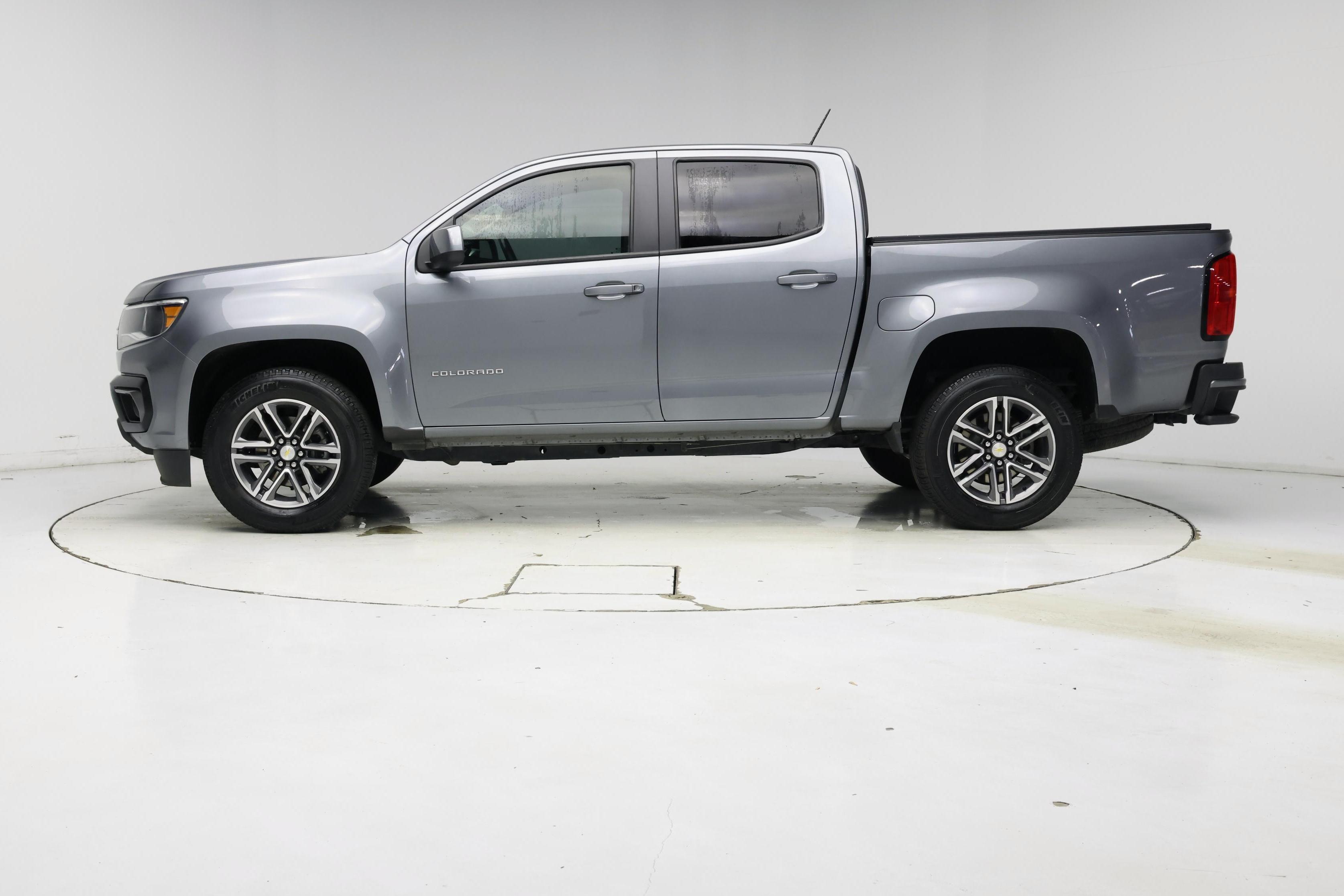 Thumbnail: 2021 Chevrolet Colorado - 3