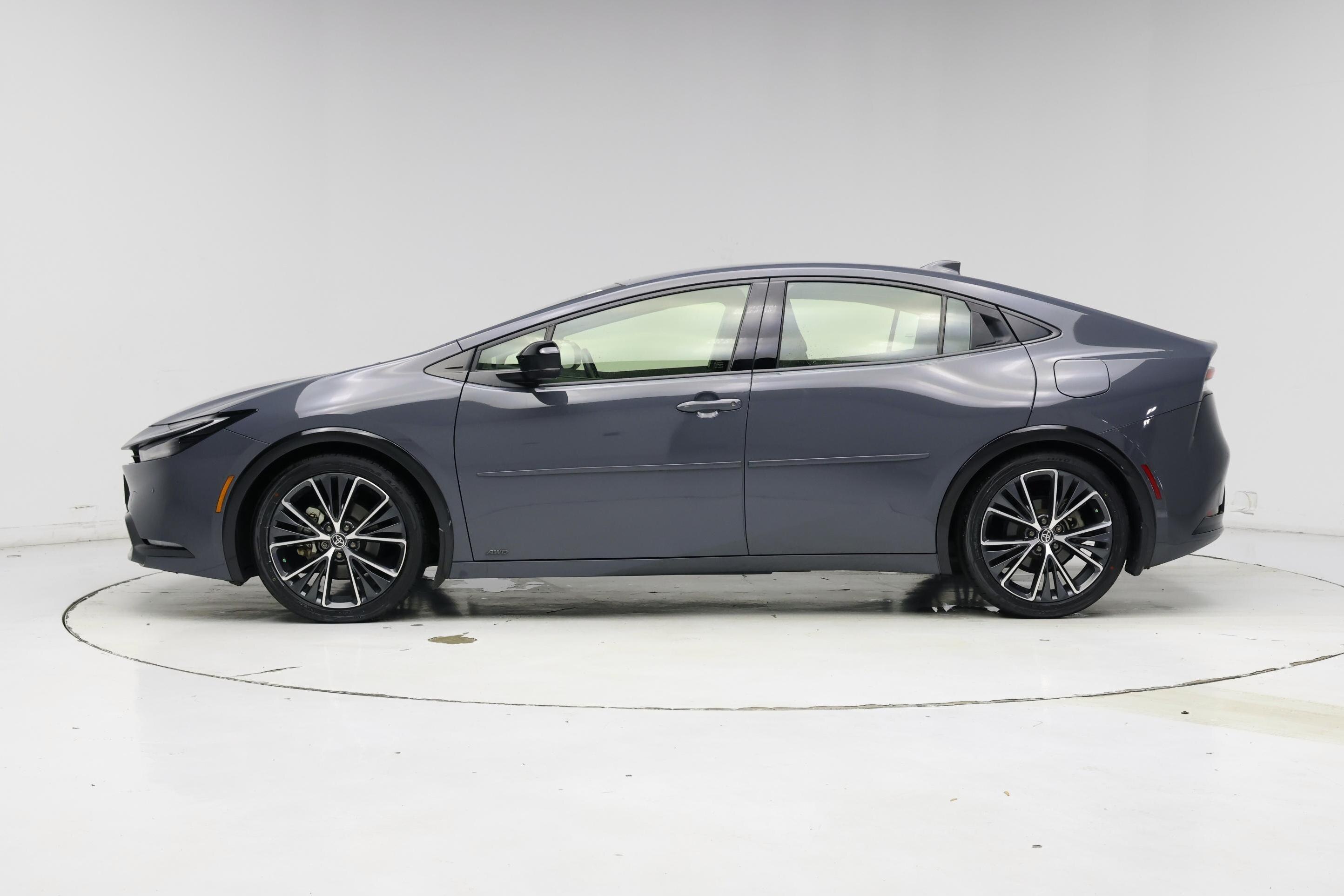 Thumbnail: 2023 Toyota Prius - 3