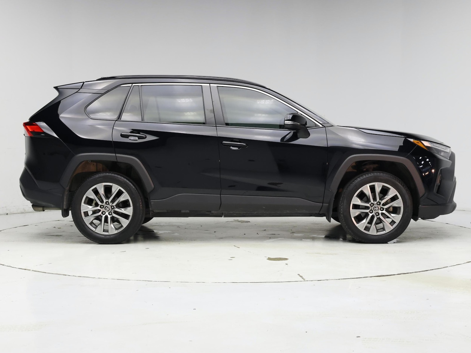2023 Toyota RAV4 XLE Premium - Photo 8