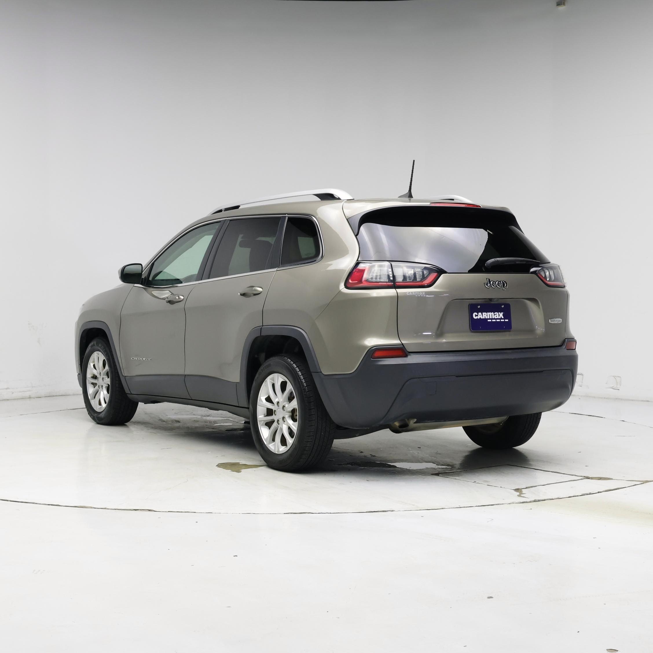 Thumbnail: 2019 Jeep Cherokee - 2
