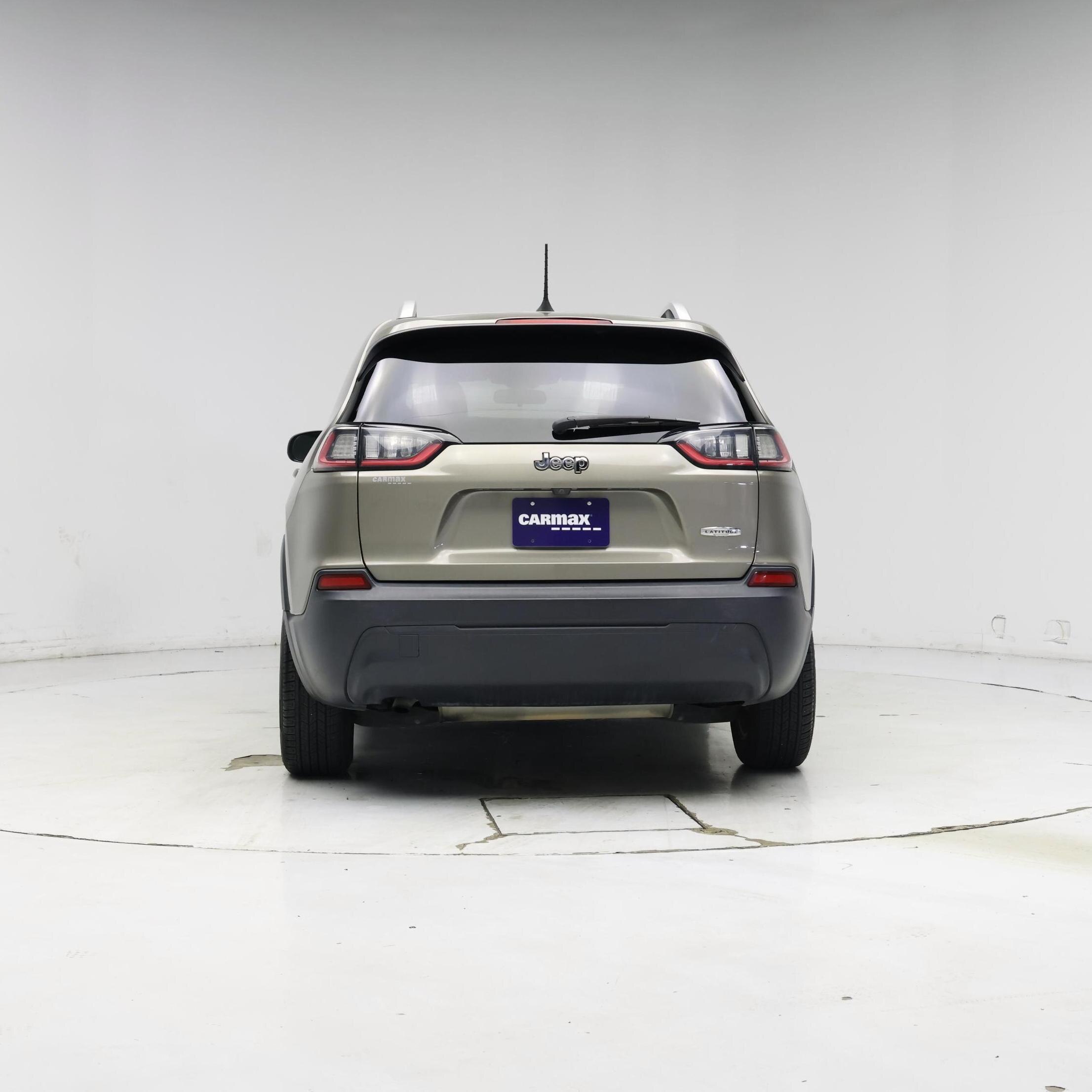 Thumbnail: 2019 Jeep Cherokee - 6