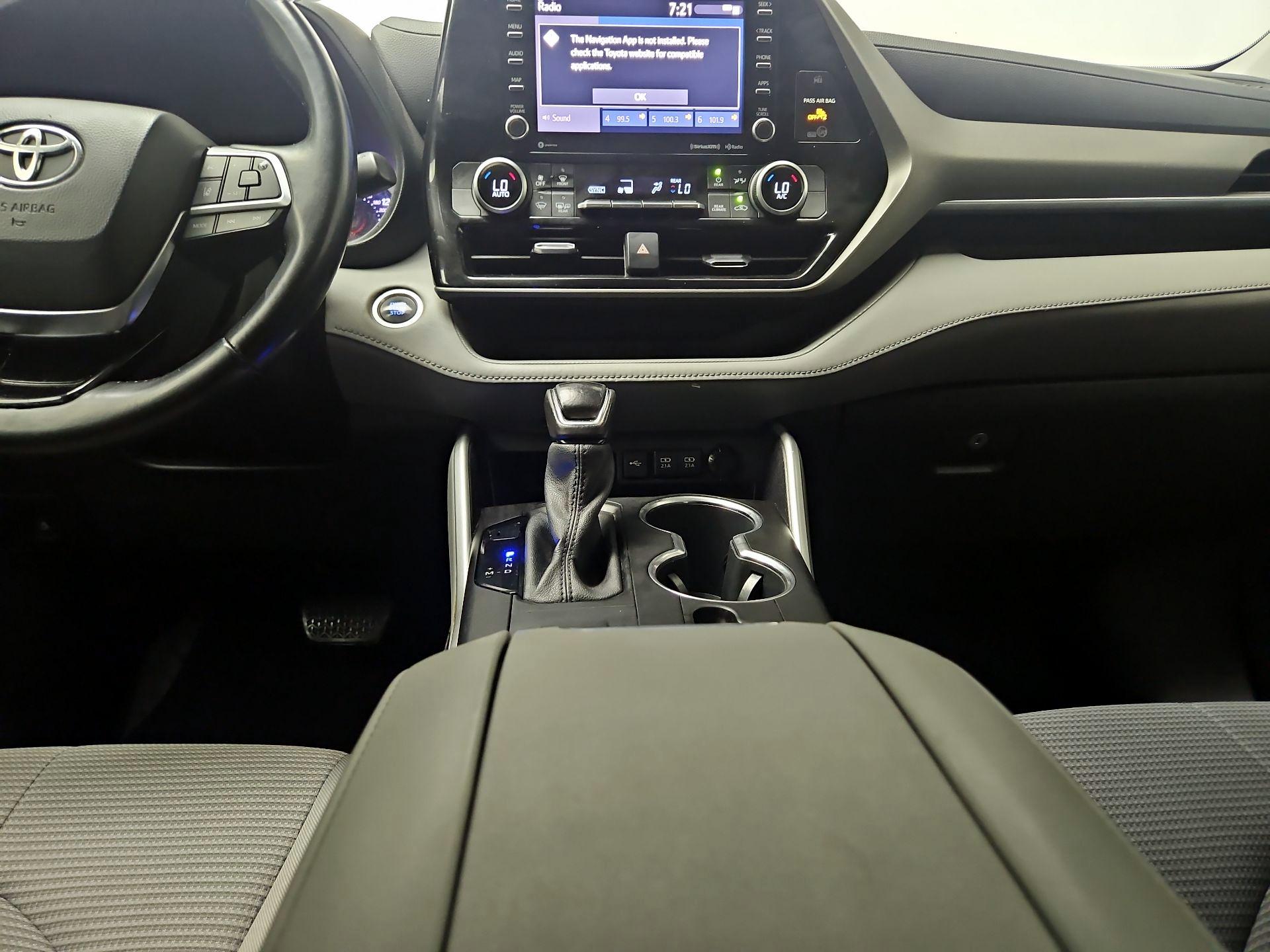 Thumbnail: 2021 Toyota Highlander - 9