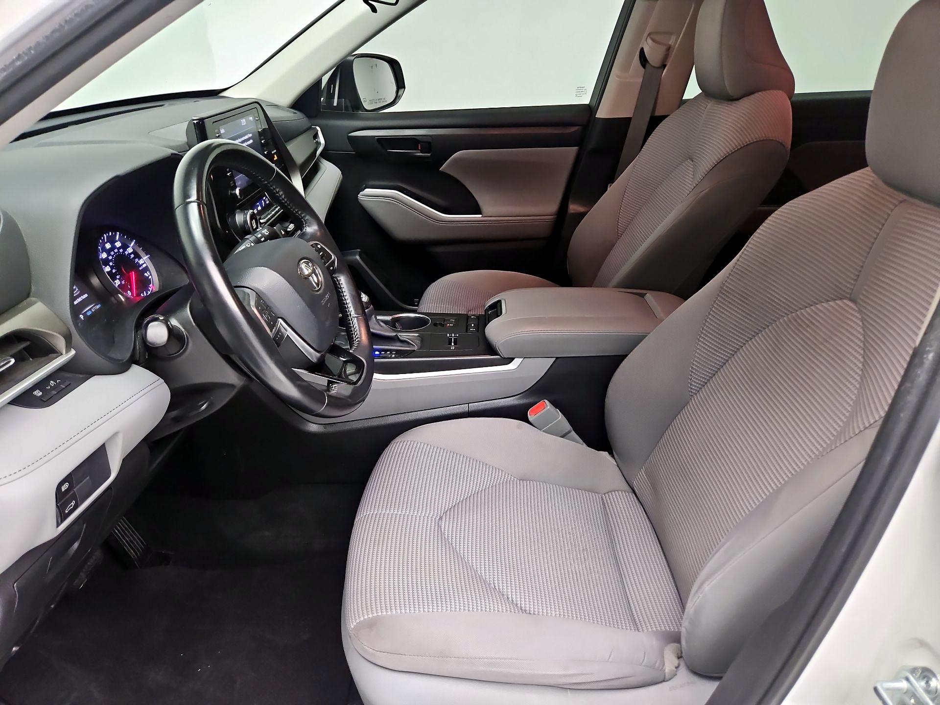 Thumbnail: 2021 Toyota Highlander - 11