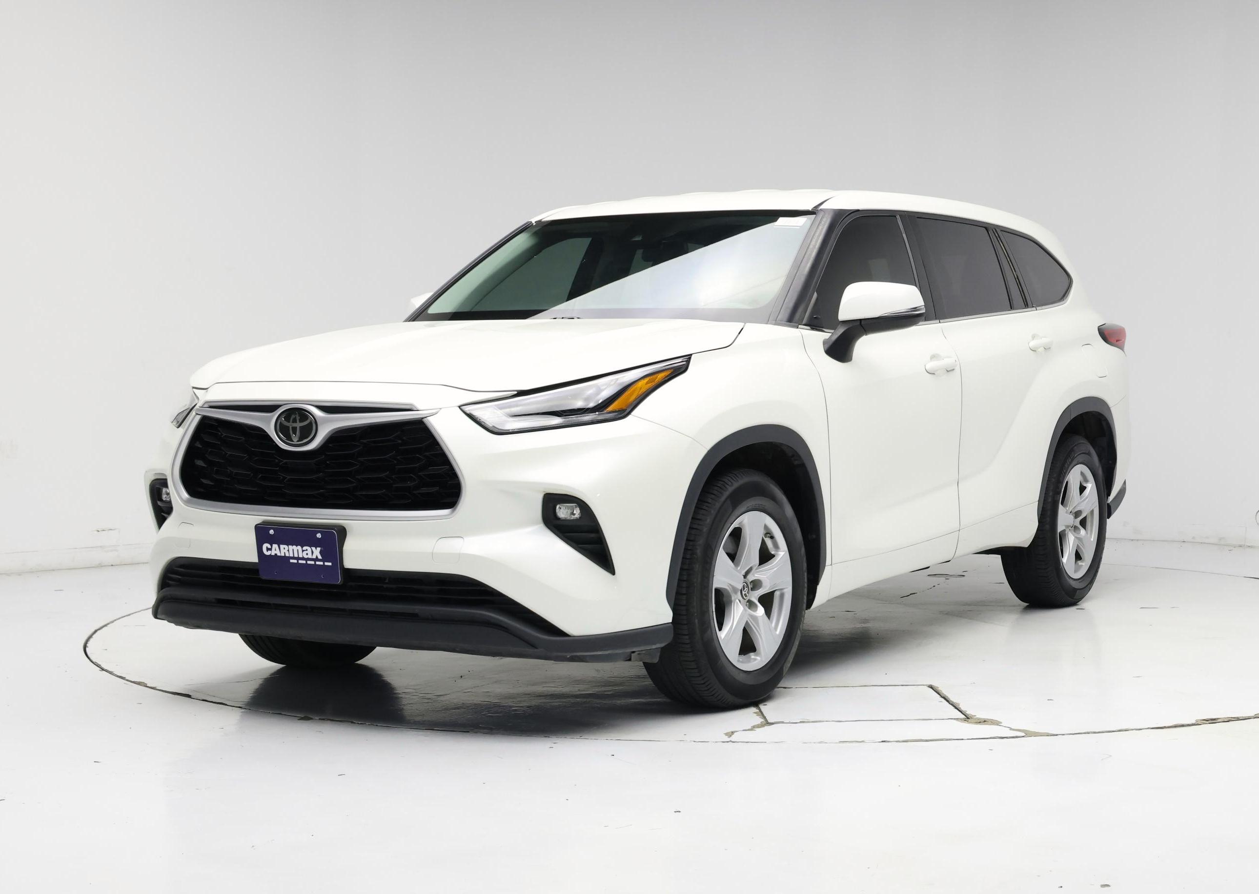 Thumbnail: 2021 Toyota Highlander - 4