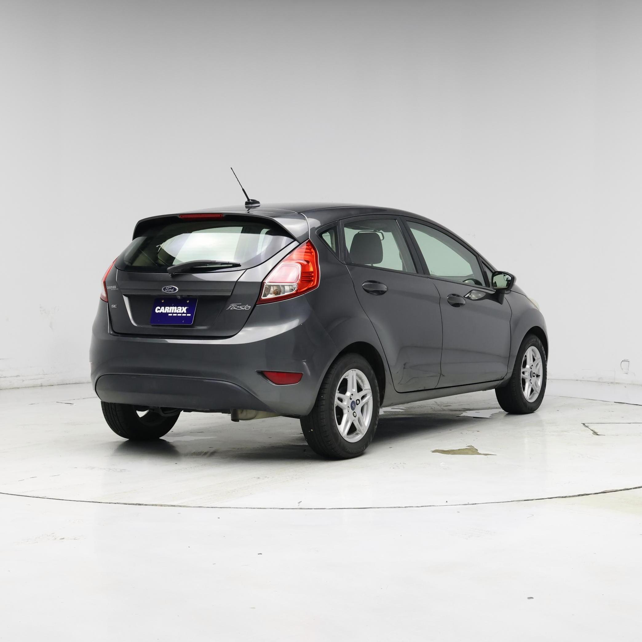 Thumbnail: 2019 Ford Fiesta - 8