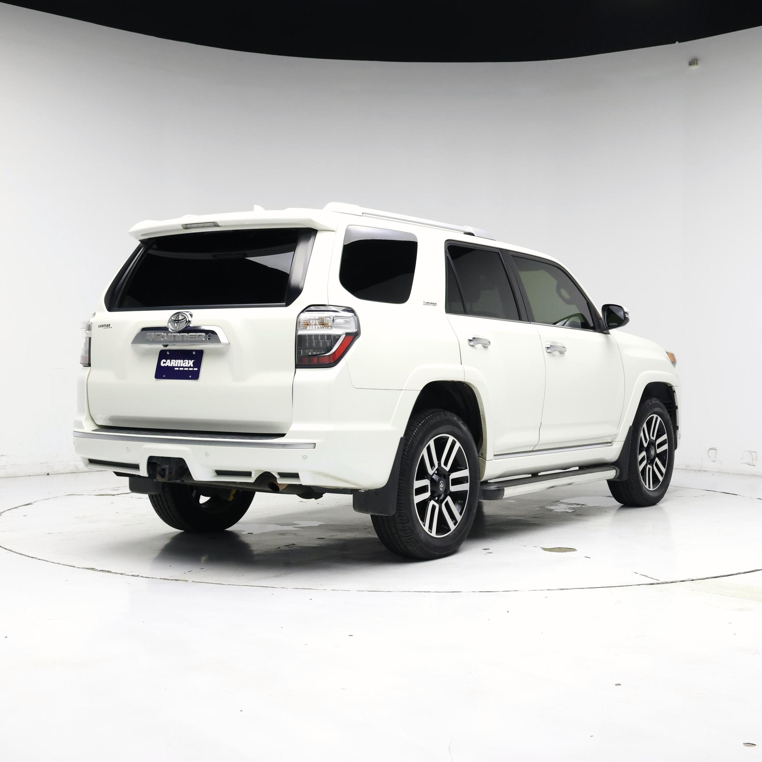 Thumbnail: 2020 Toyota 4Runner - 8