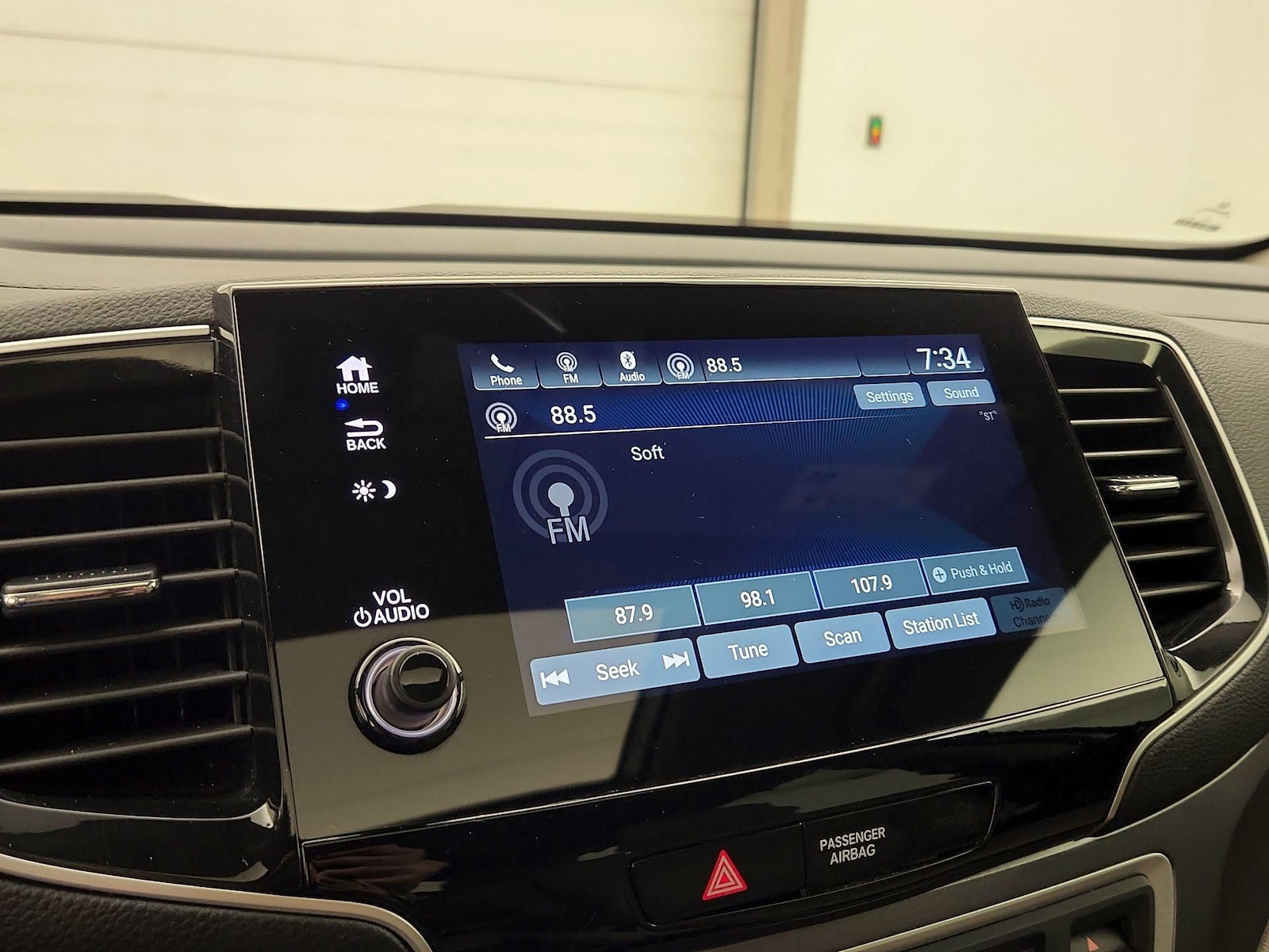 2020 Honda Pilot EX-L - Photo 16
