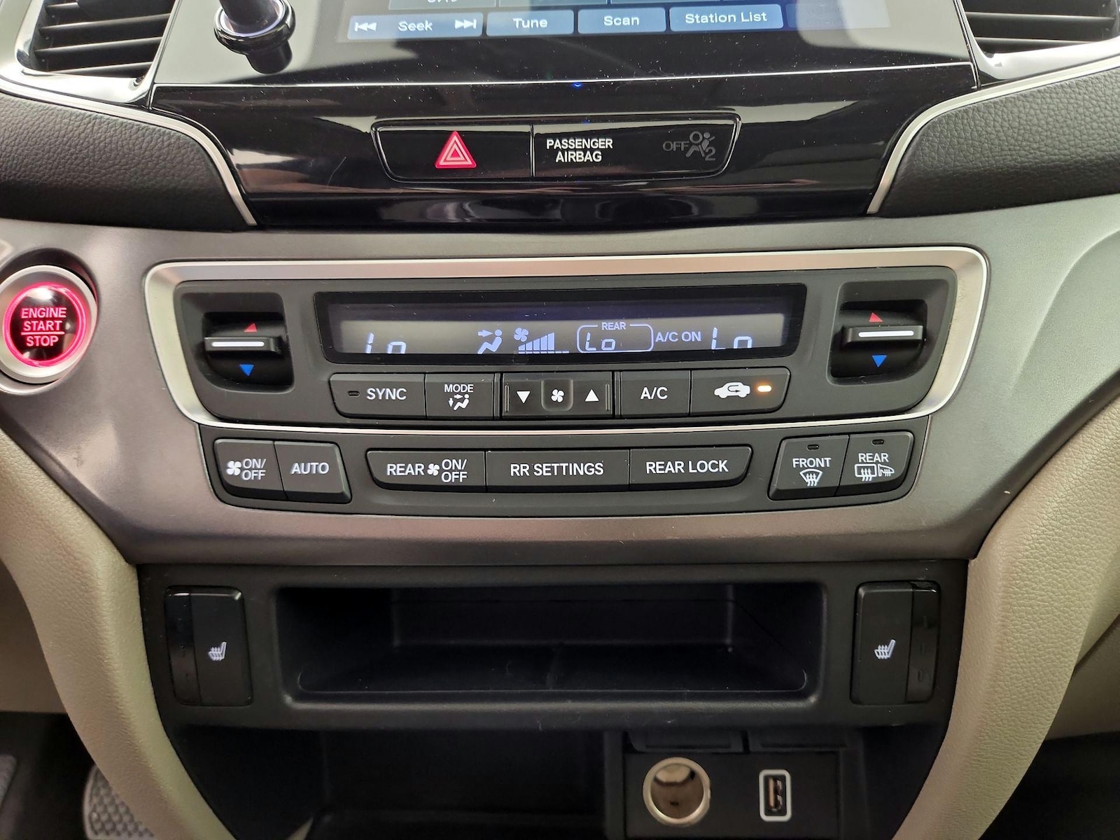 2020 Honda Pilot EX-L - Photo 17