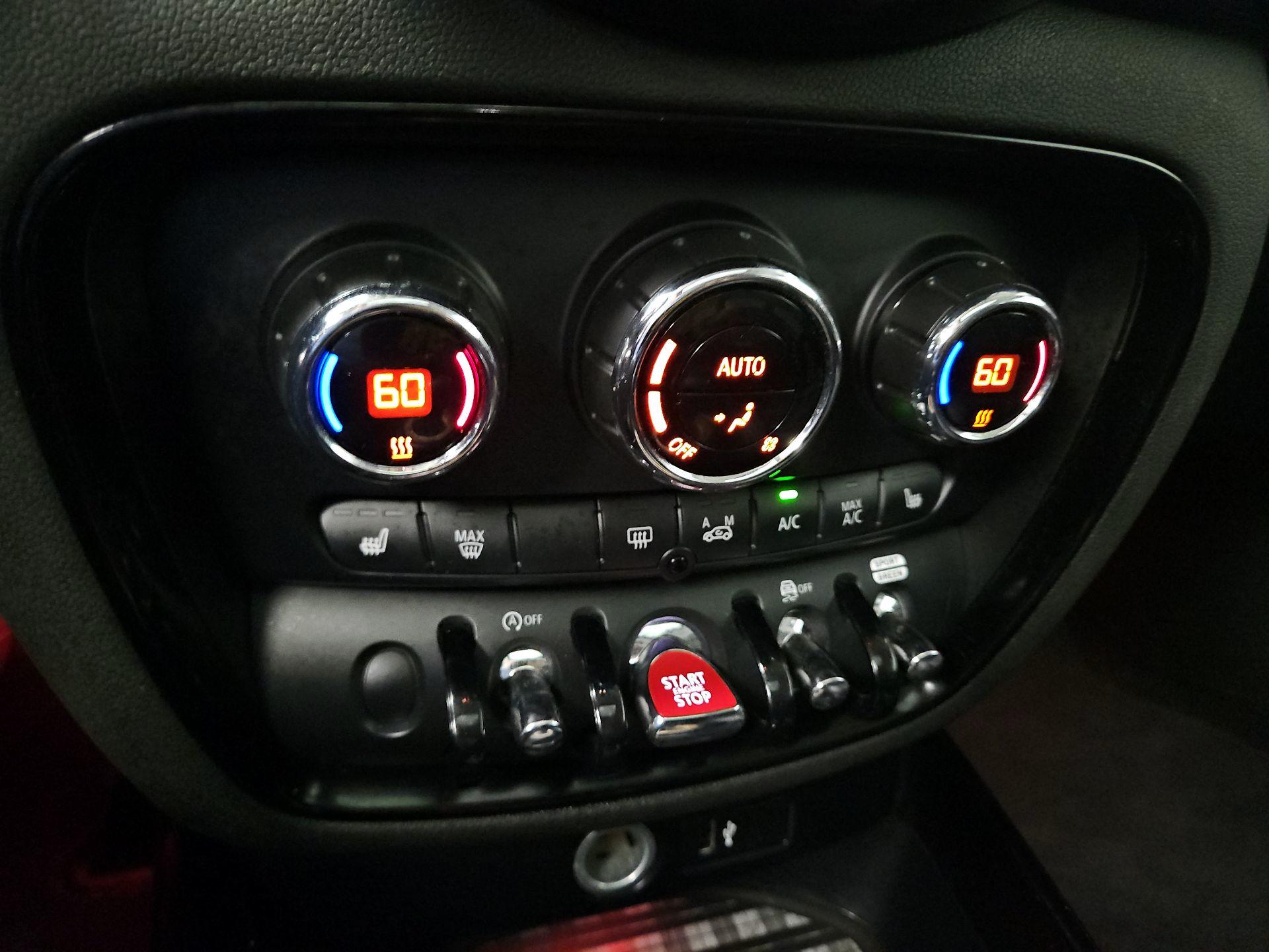 Thumbnail: 2022 MINI Cooper Clubman - 17