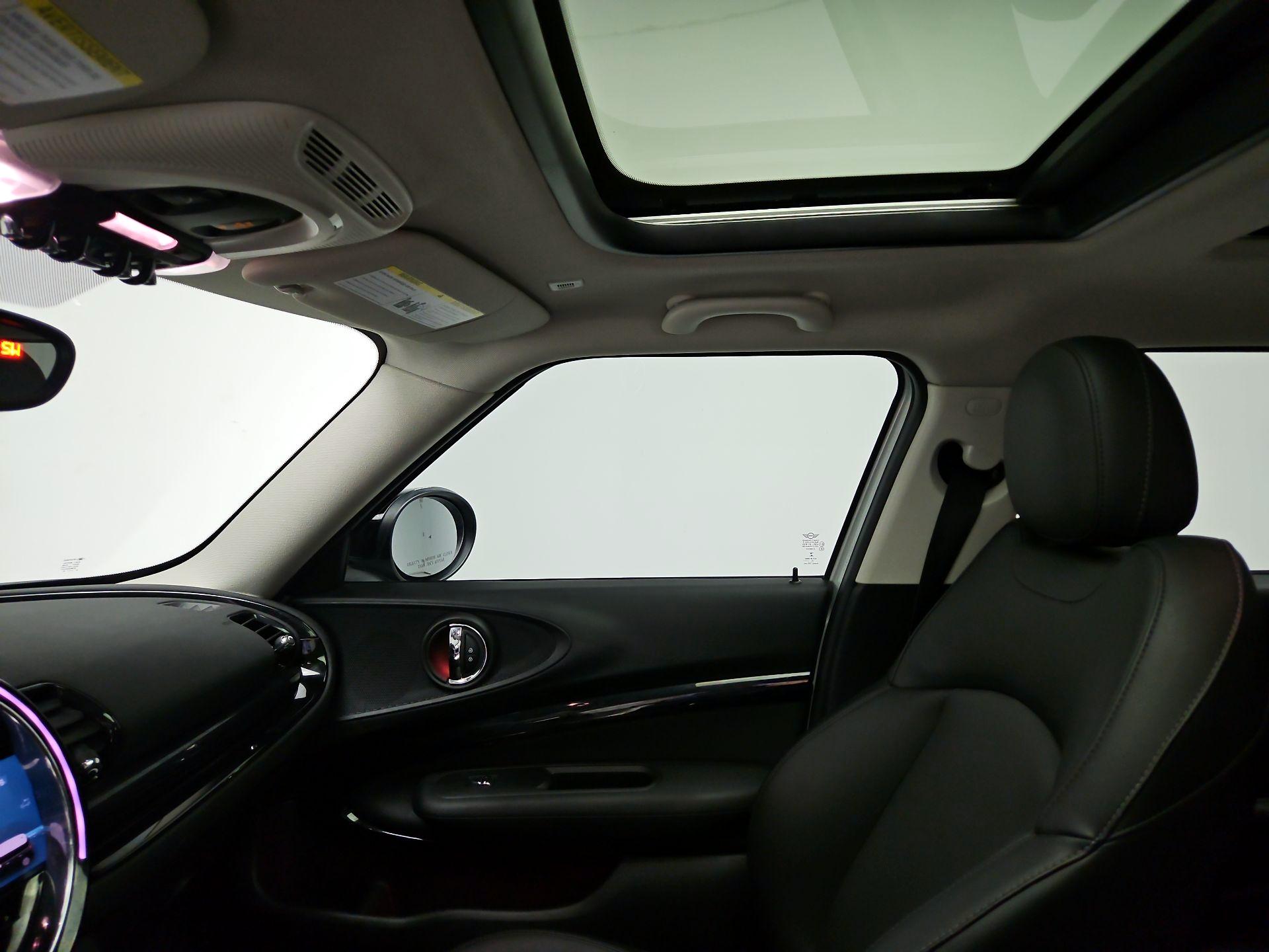 Thumbnail: 2022 MINI Cooper Clubman - 20
