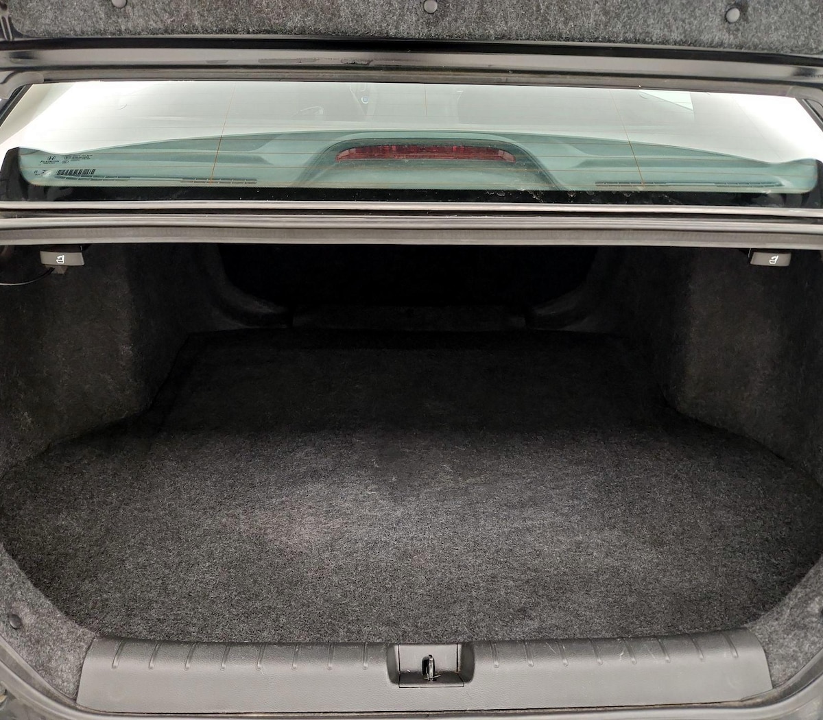 Trunk/Cargo (Seats Up)