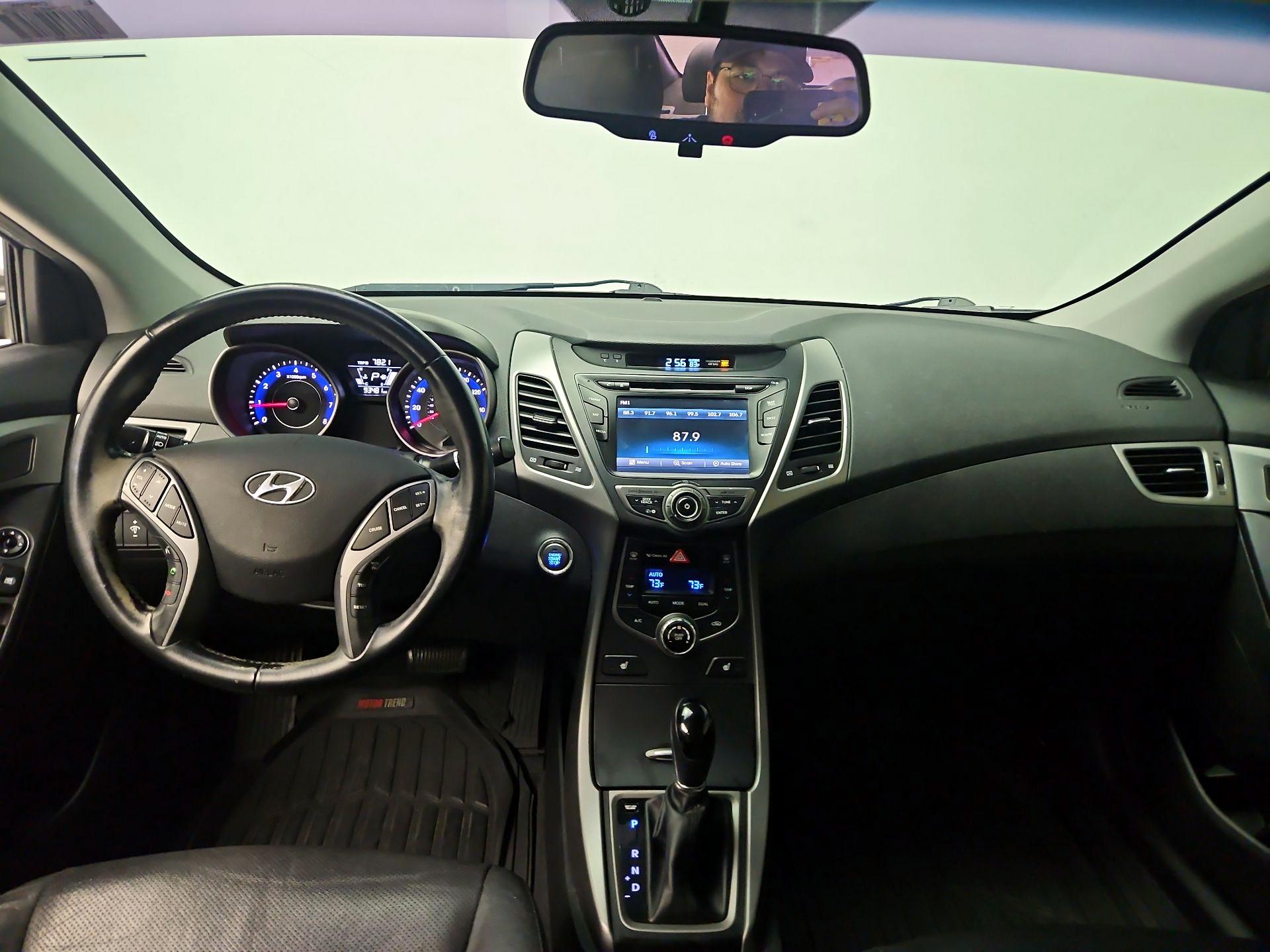 Thumbnail: 2015 Hyundai Elantra - 9