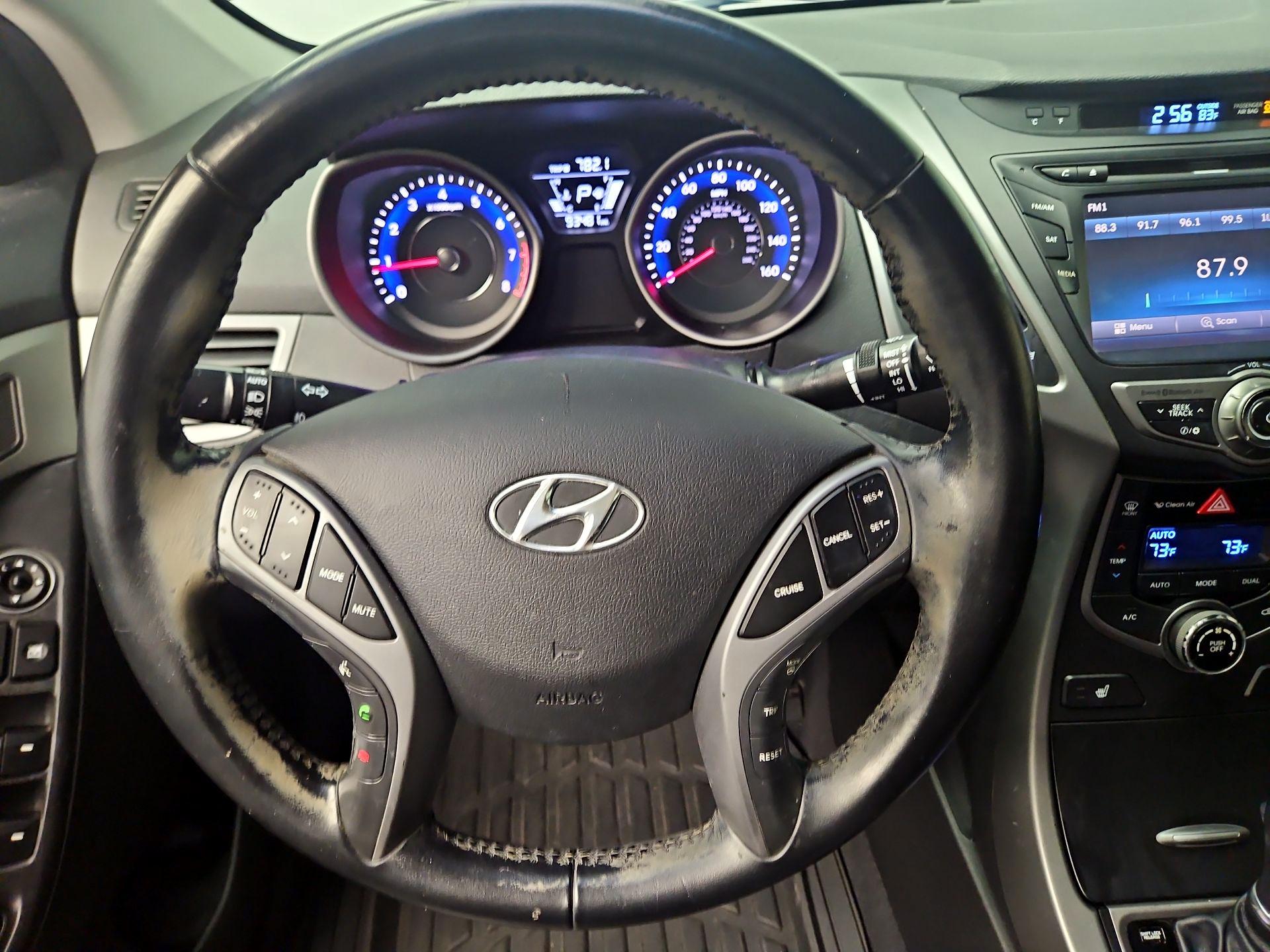 Thumbnail: 2015 Hyundai Elantra - 10