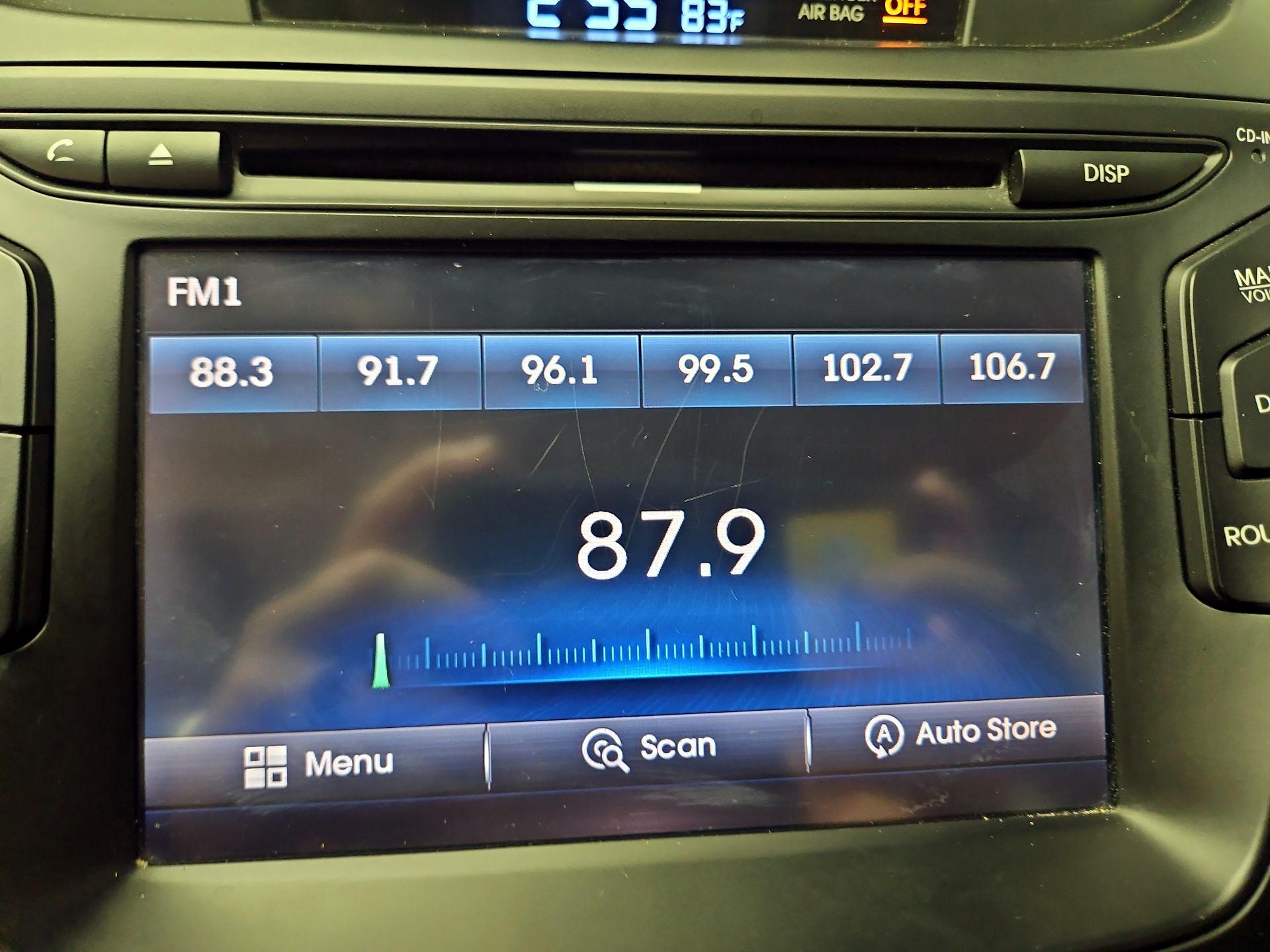Thumbnail: 2015 Hyundai Elantra - 15