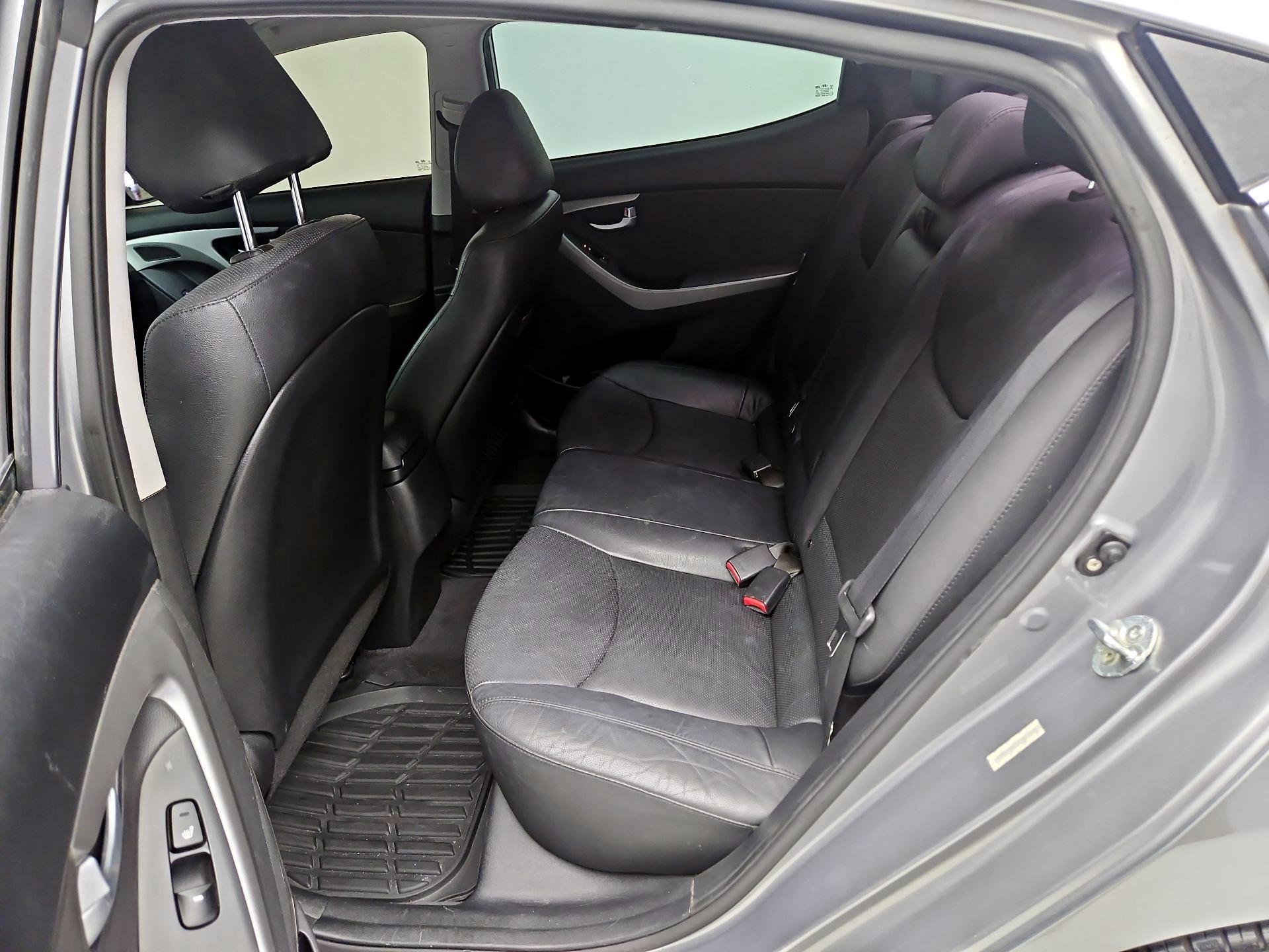 Thumbnail: 2015 Hyundai Elantra - 19