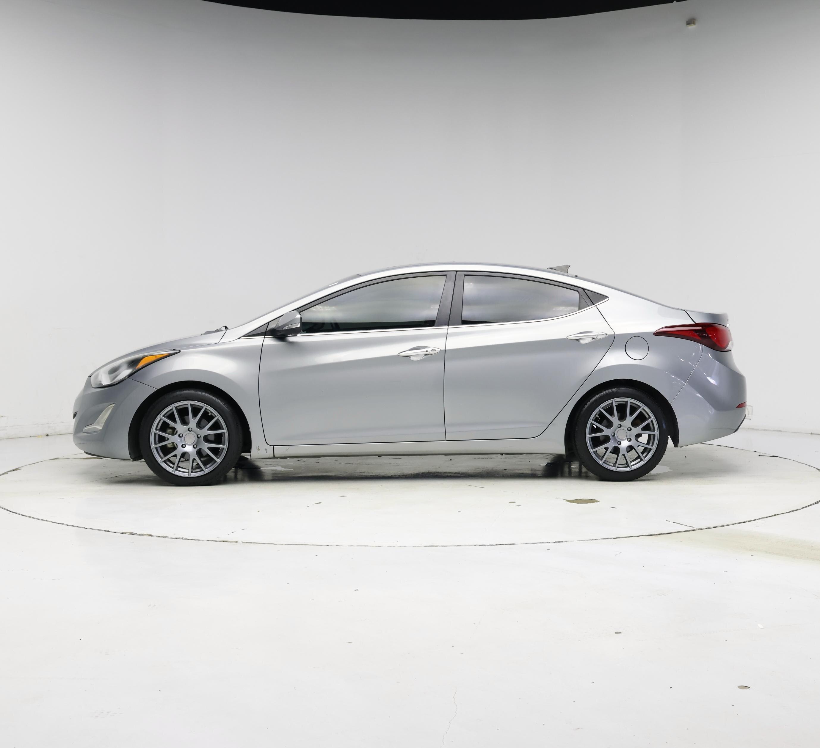 Thumbnail: 2015 Hyundai Elantra - 3