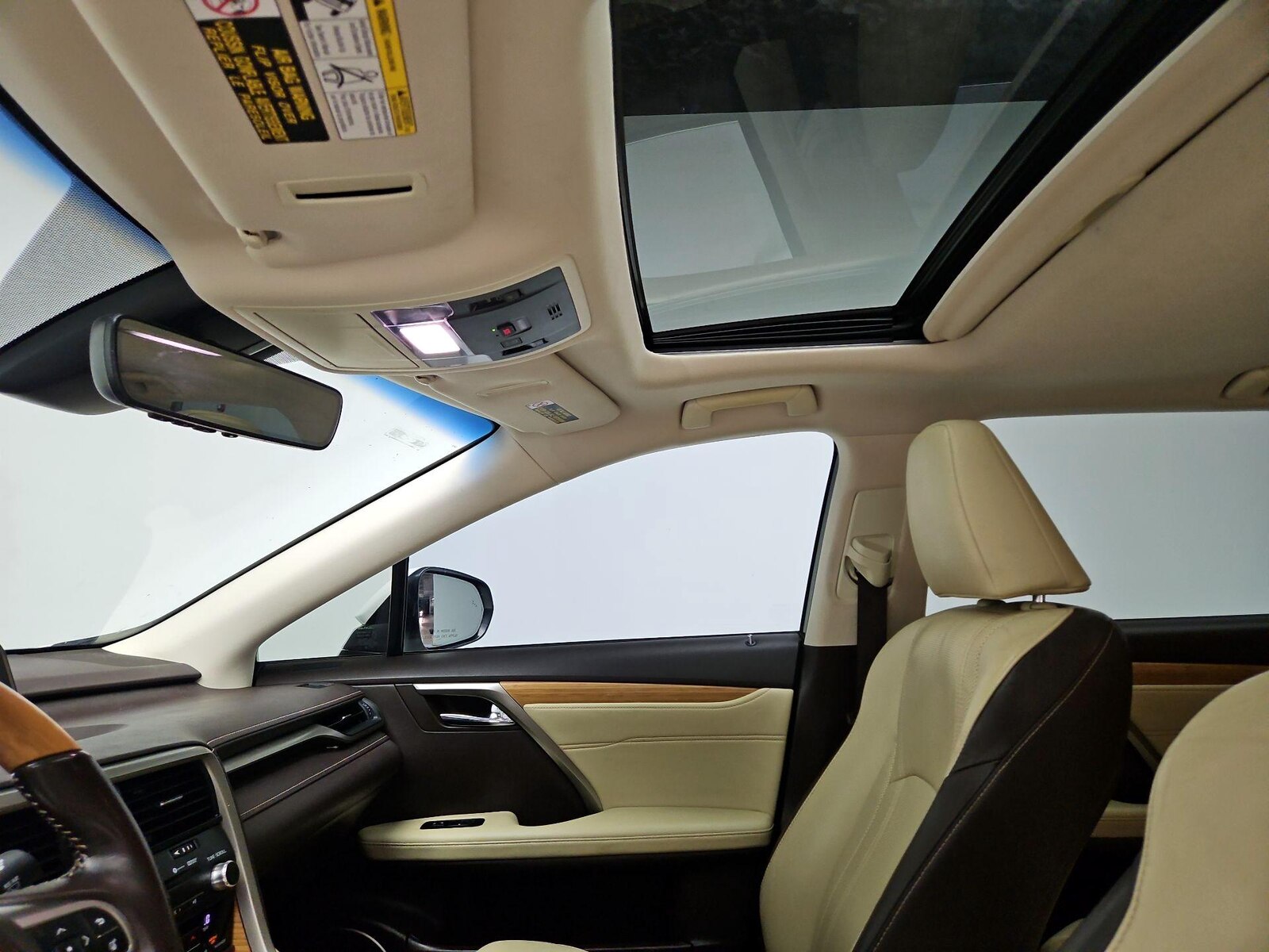 Sunroof(s) & Overhead Airbags