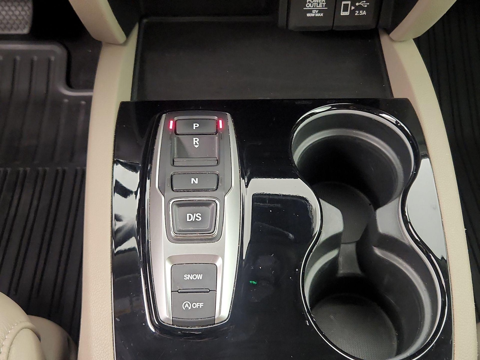 2022 Honda Pilot Touring - Photo 19